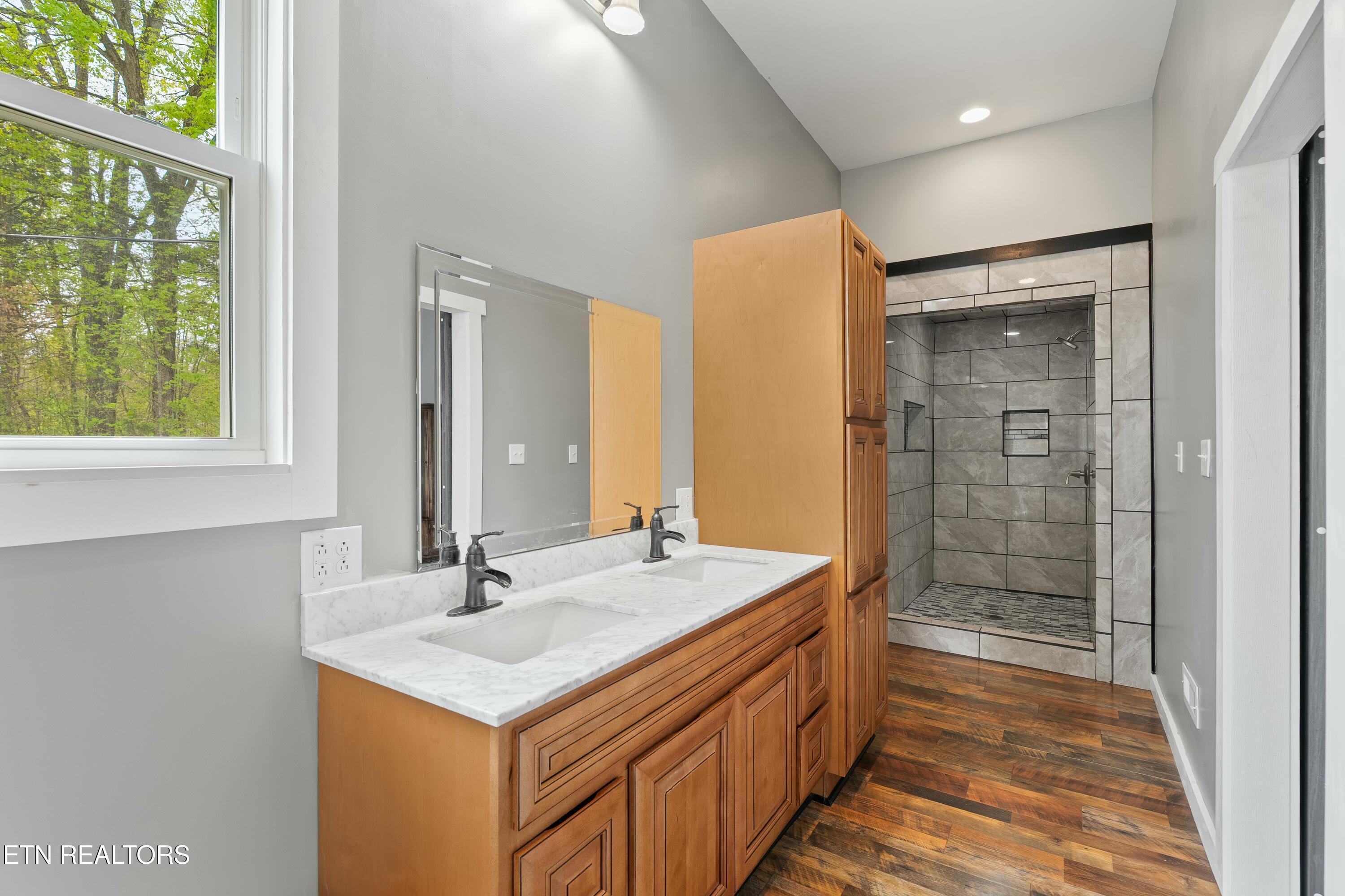 Norris Lake Real Estate - Image# 23