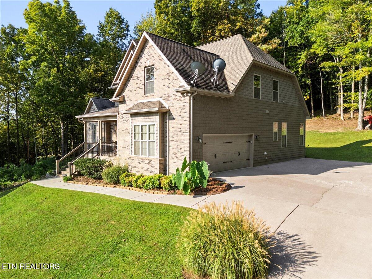 449 Hickory Pointe Ln, Maynardville, TN - Norris Lake Real Estate - Image# 3