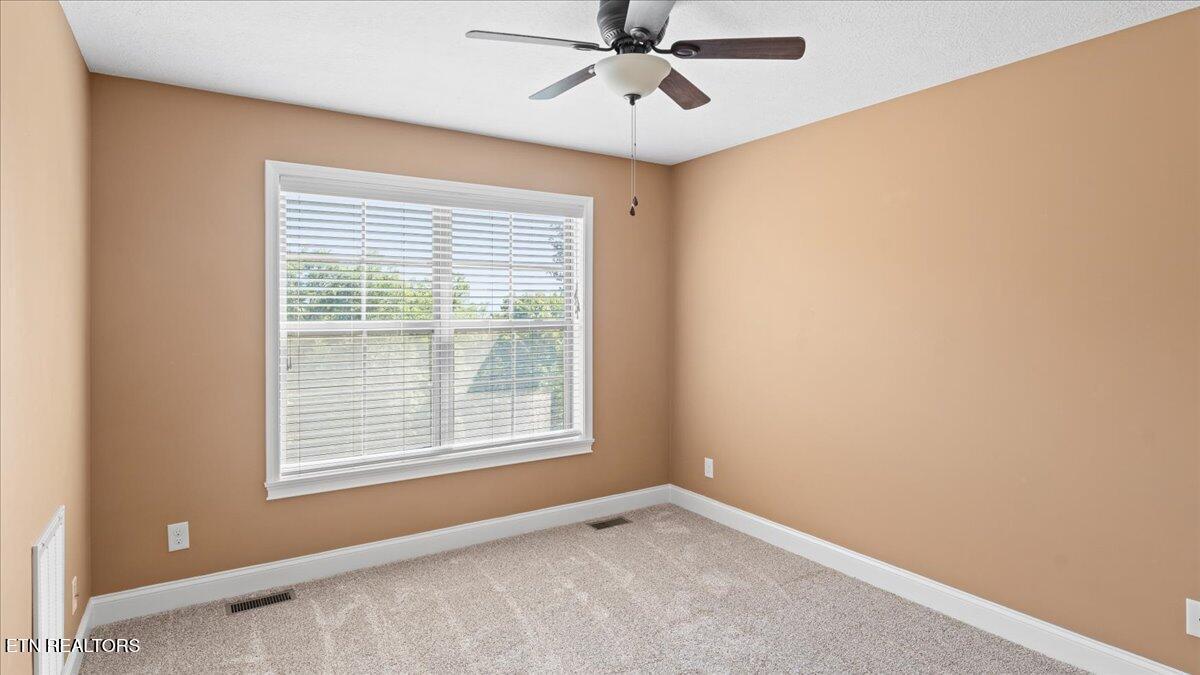 449 Hickory Pointe Ln, Maynardville, TN - Norris Lake Real Estate - Image# 41