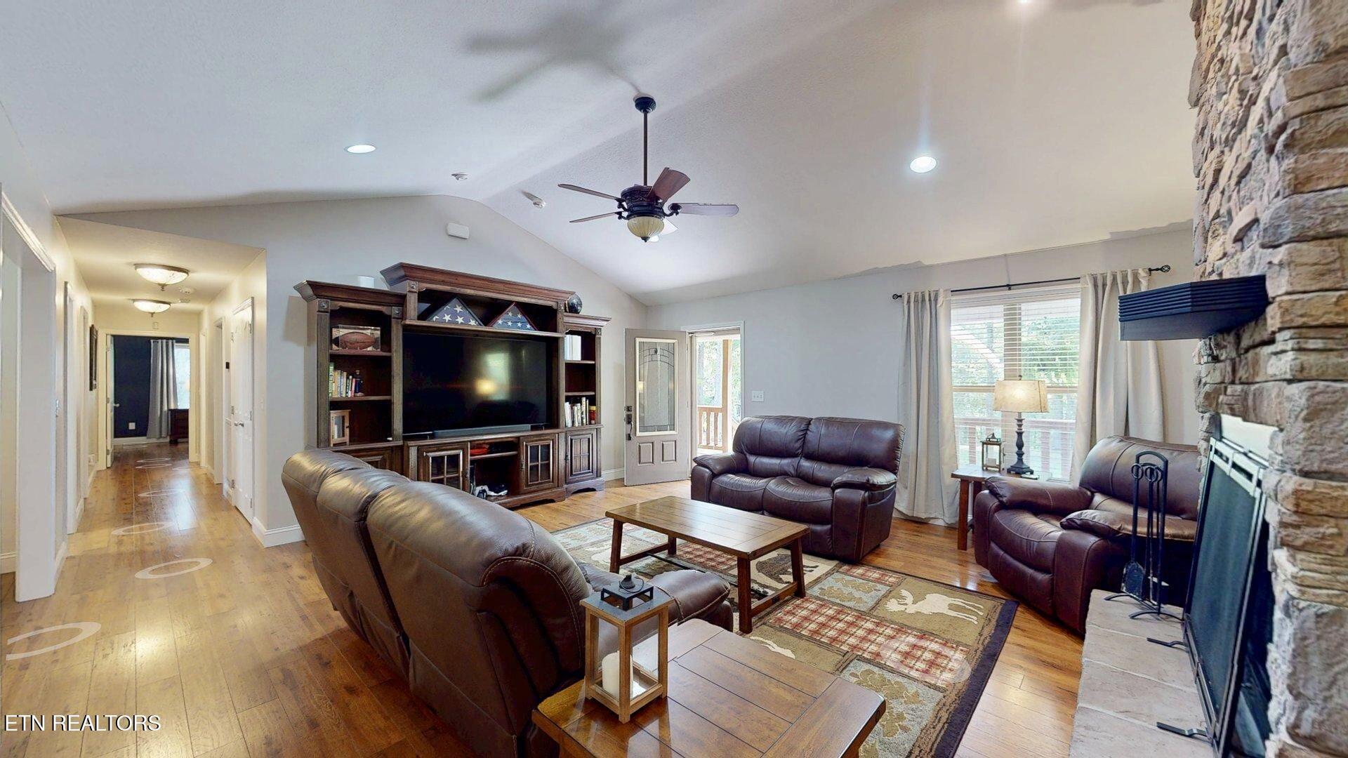 252 Running Deer Tr, Caryville, TN - Norris Lake Real Estate - Image# 19