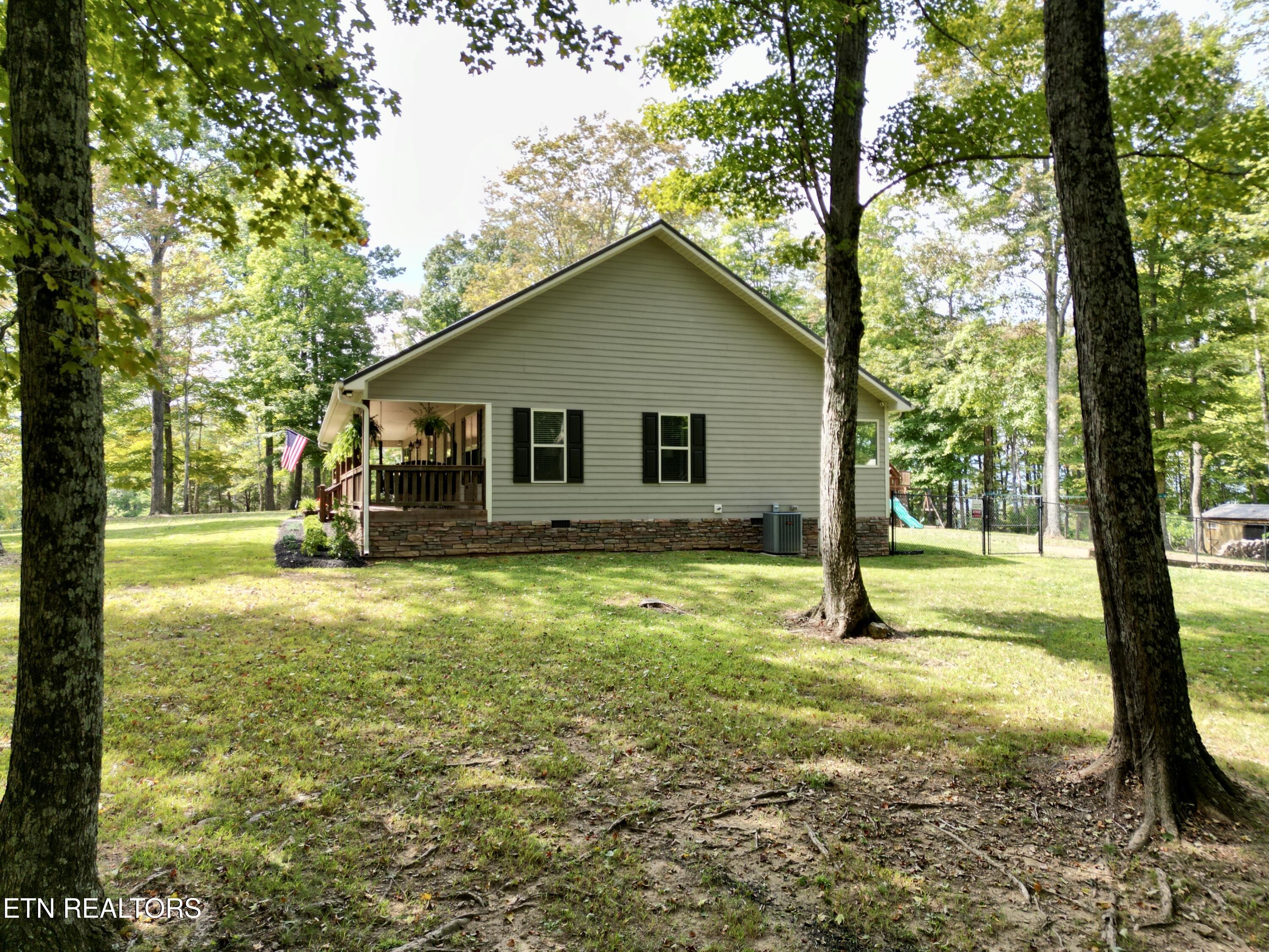252 Running Deer Tr, Caryville, TN - Norris Lake Real Estate - Image# 8