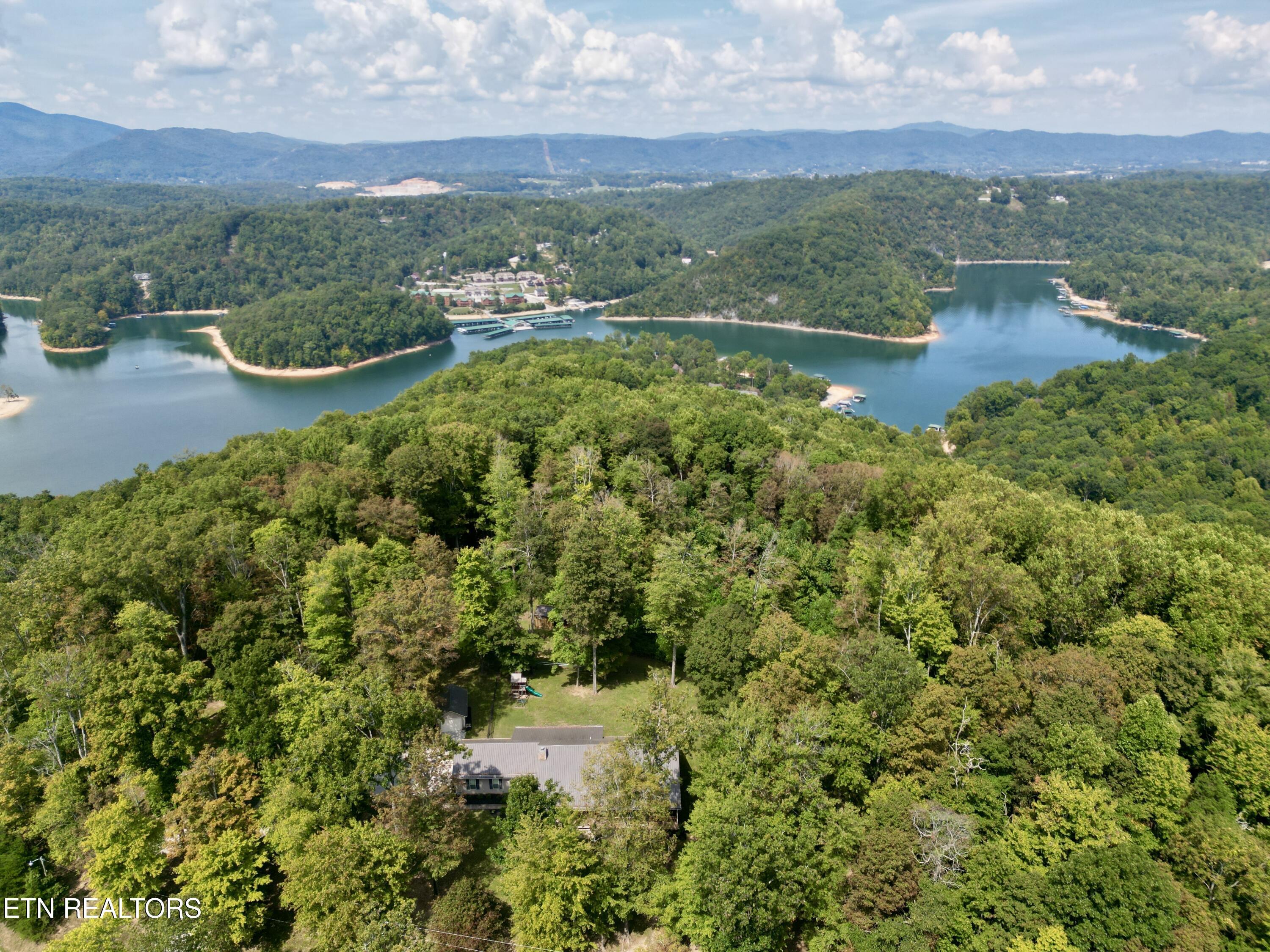252 Running Deer Tr, Caryville, TN - Norris Lake Real Estate - Image# 51
