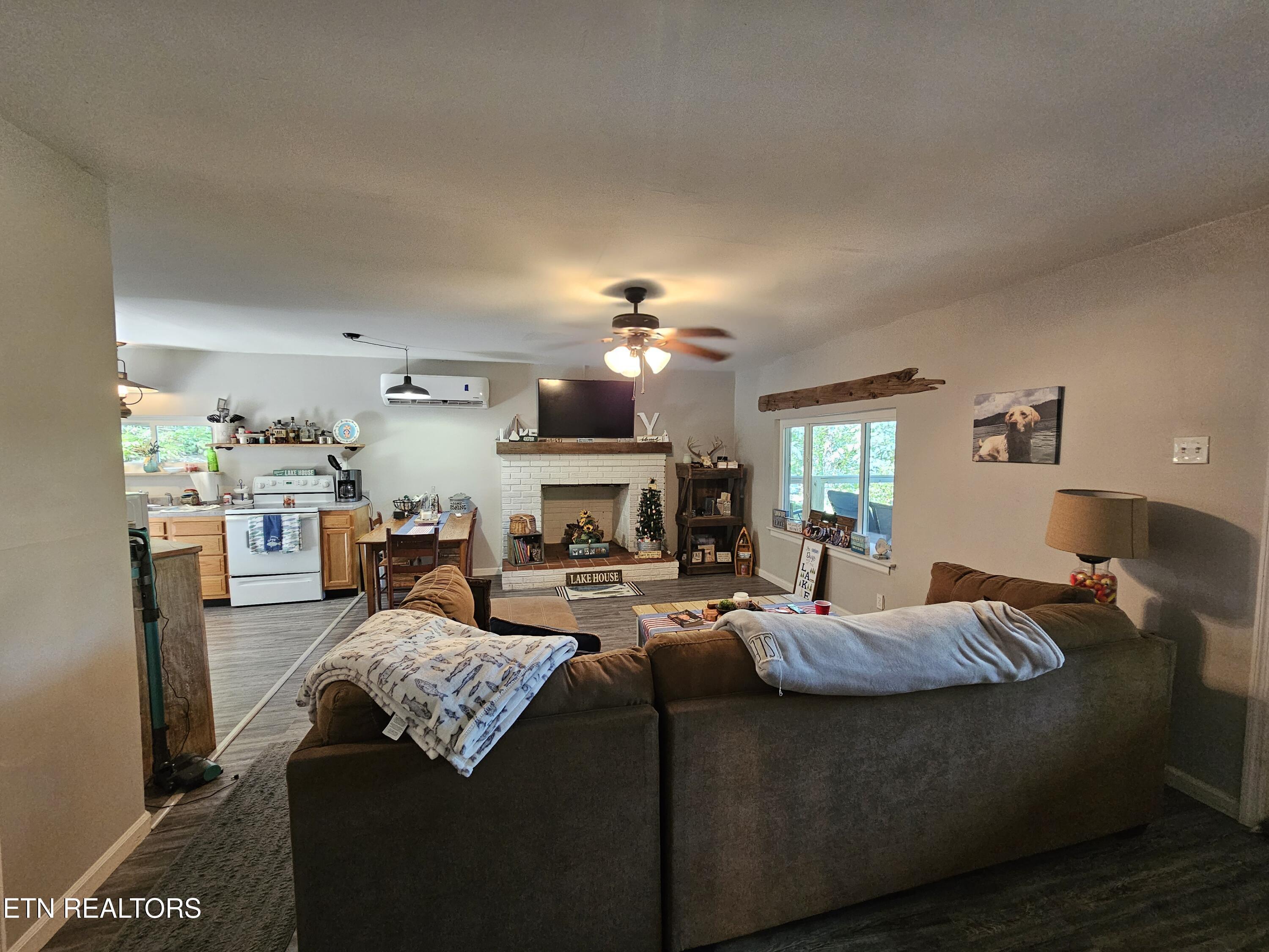 353 Beech Grove Loop, Sharps Chapel, TN - Norris Lake Real Estate - Image# 4