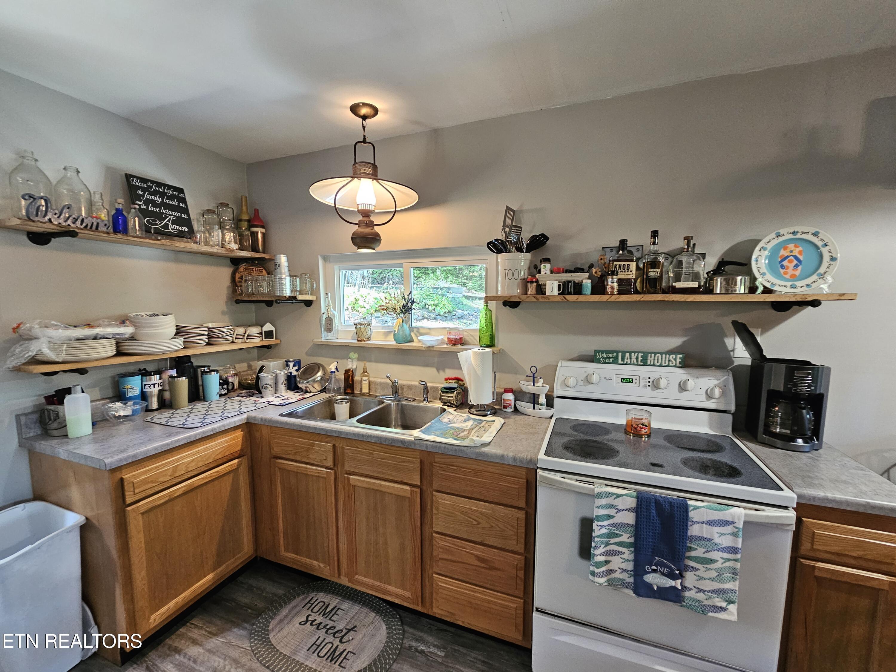 353 Beech Grove Loop, Sharps Chapel, TN - Norris Lake Real Estate - Image# 5