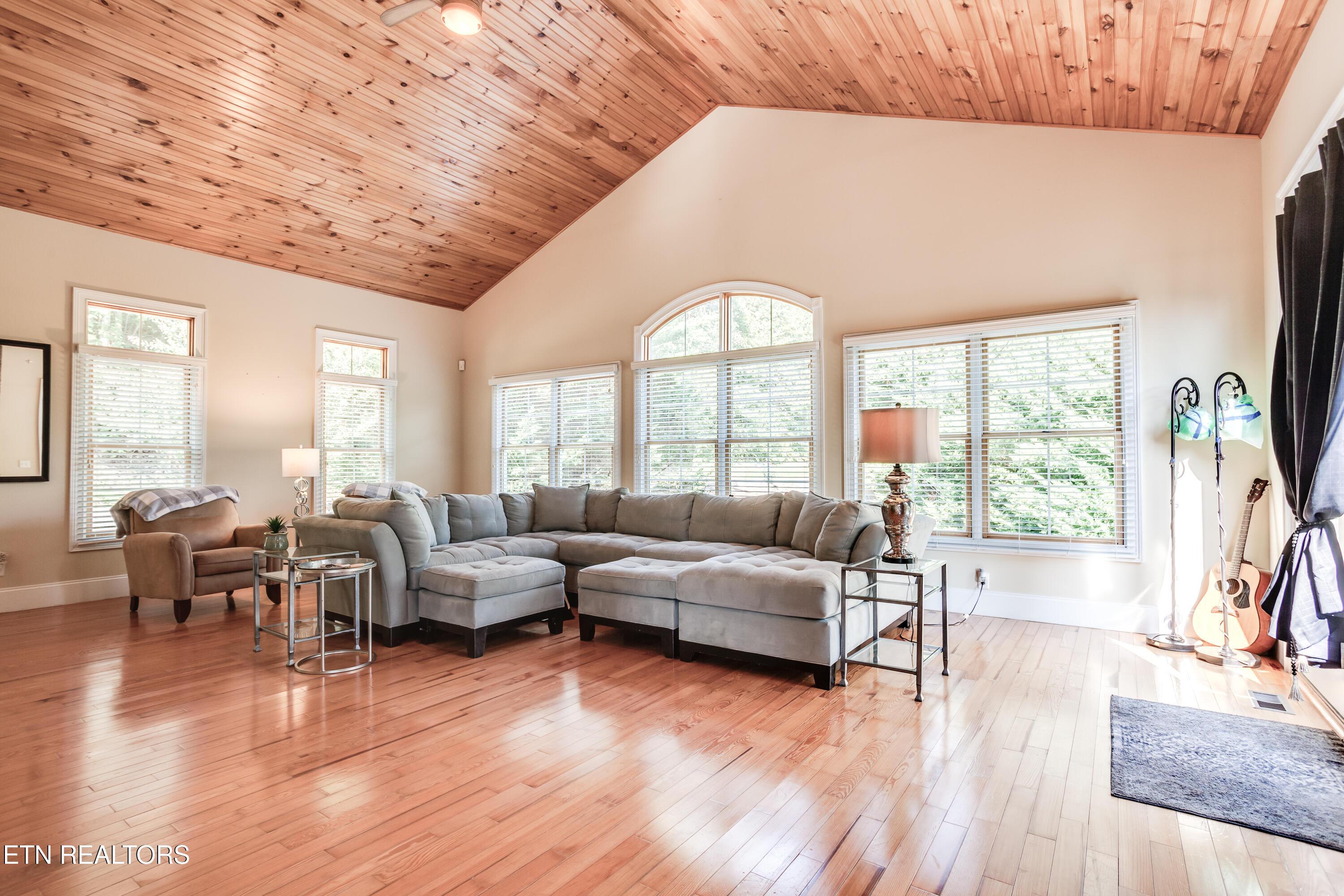 1903 Hickory Pointe Lane, Maynardville, TN - Norris Lake Real Estate - Image# 3
