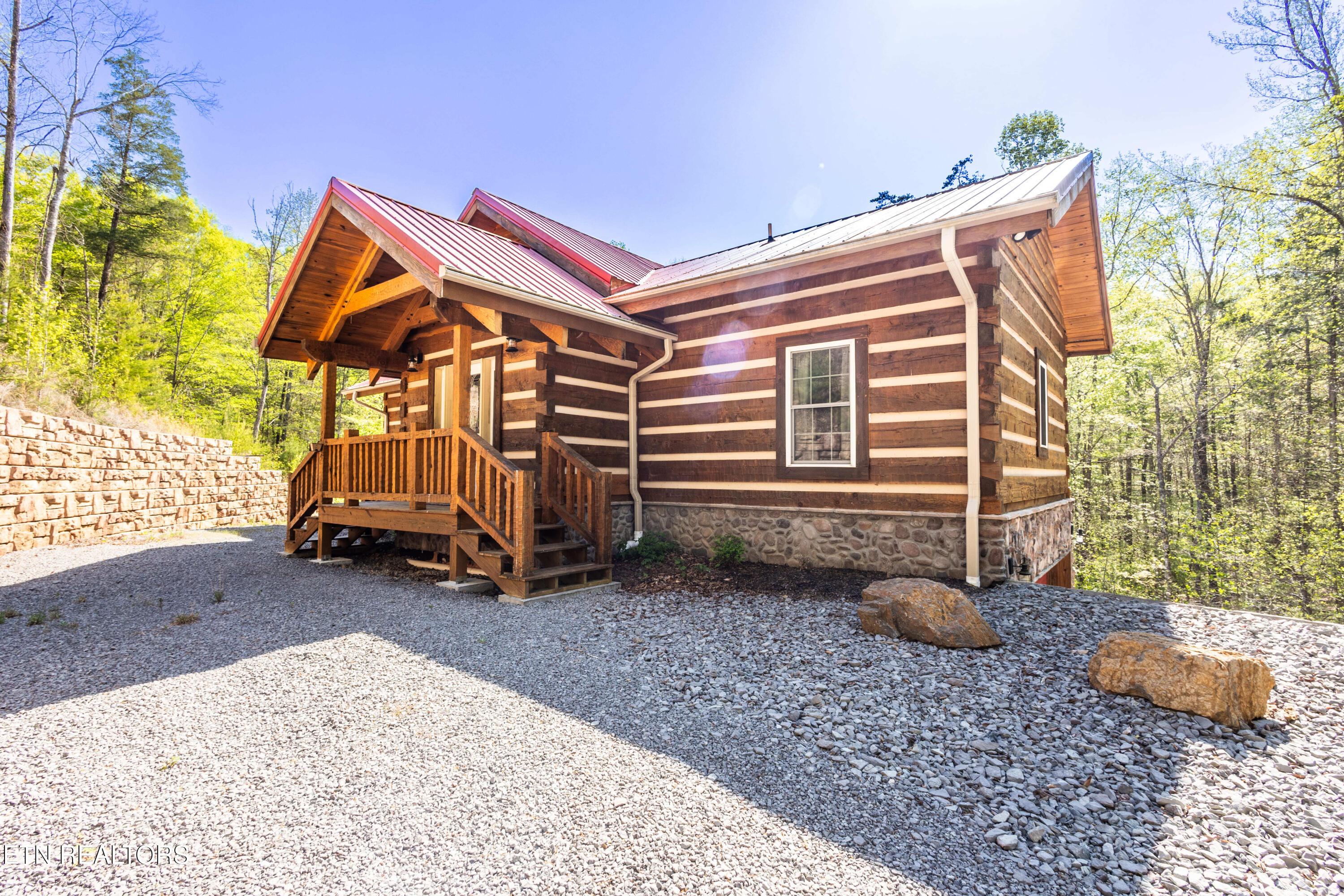 152 Laurel Wood Rd, New Tazewell, TN - Norris Lake Real Estate - Image# 1