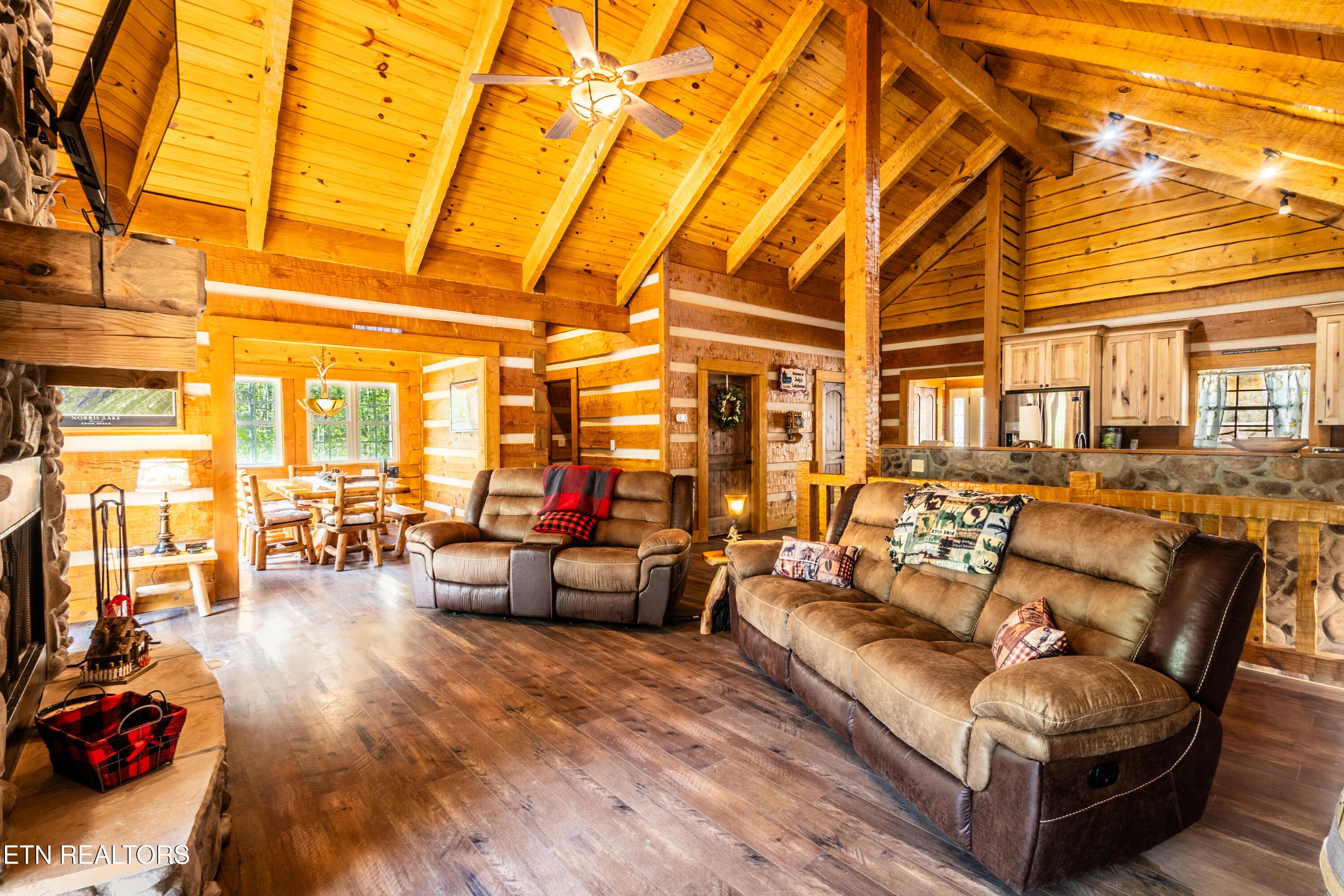 152 Laurel Wood Rd, New Tazewell, TN - Norris Lake Real Estate - Image# 5