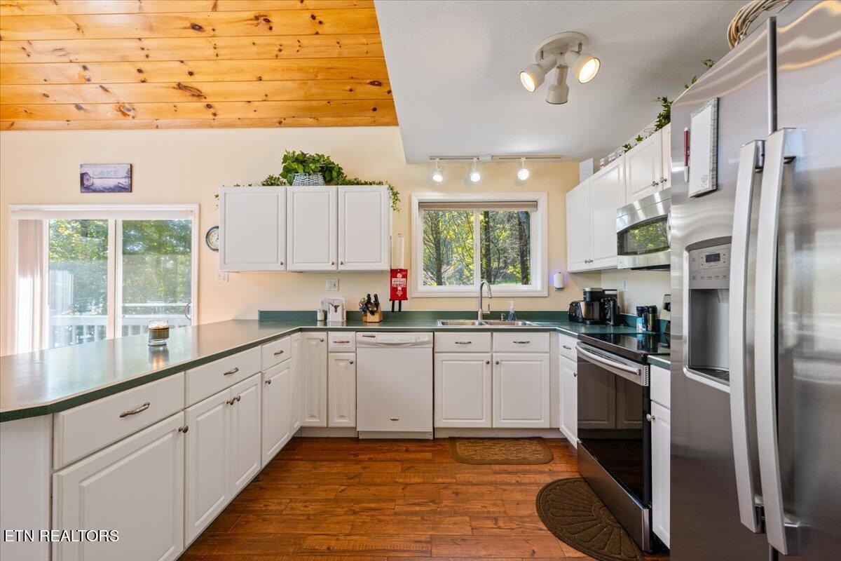 939 E Norris Point Rd, Lafollette, TN - Norris Lake Real Estate - Image# 16