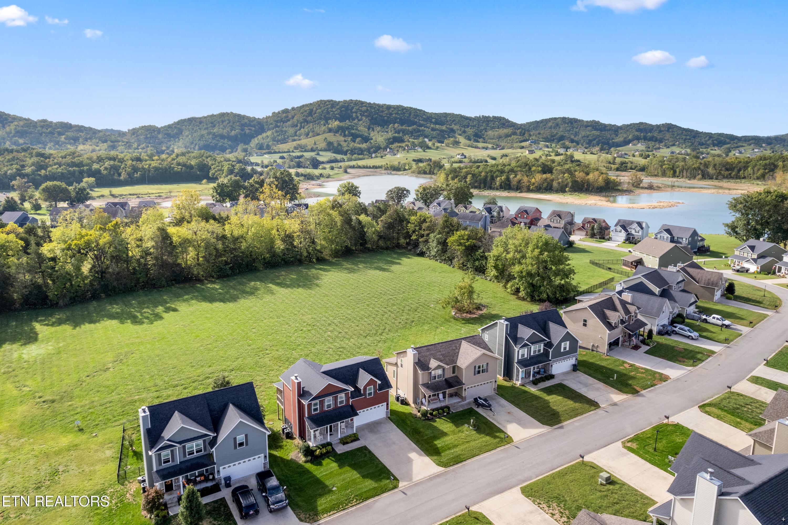 298 Twilight Blvd, Sharps Chapel, TN - Norris Lake Real Estate - Image# 6