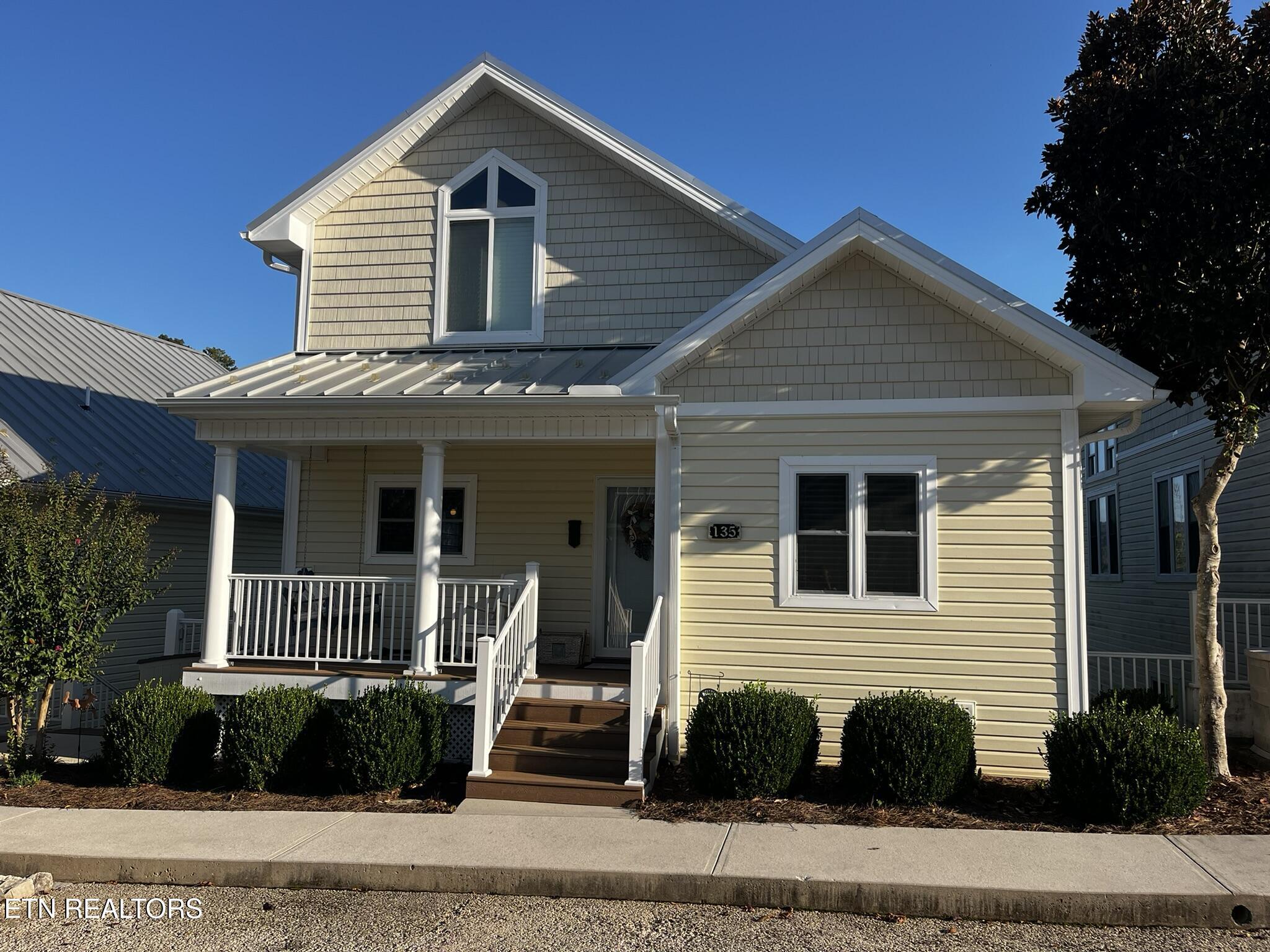135 N Deer Hill Village Lane, Lafollette, TN - Norris Lake Real Estate - Image# 1