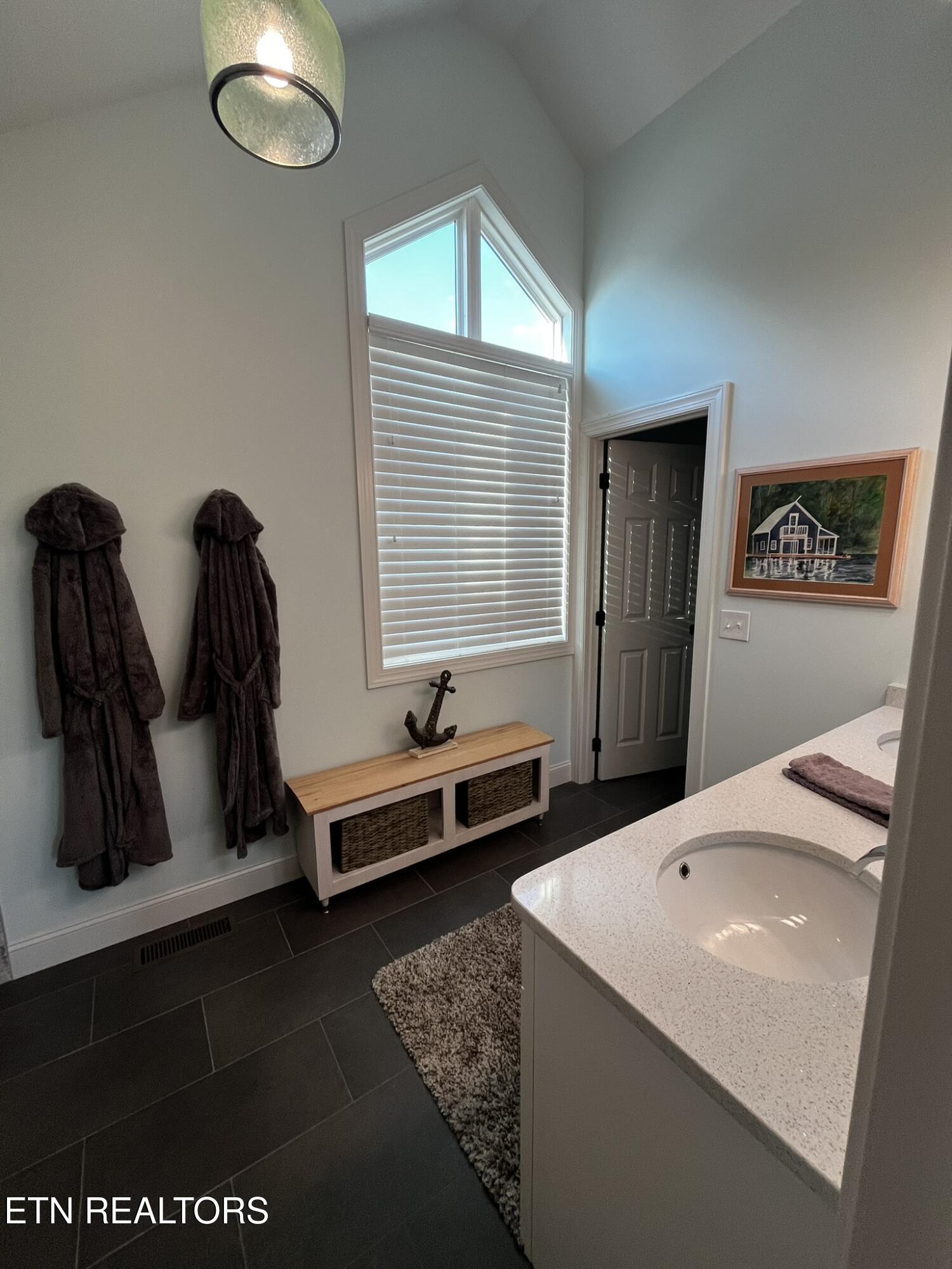 135 N Deer Hill Village Lane, Lafollette, TN - Norris Lake Real Estate - Image# 32