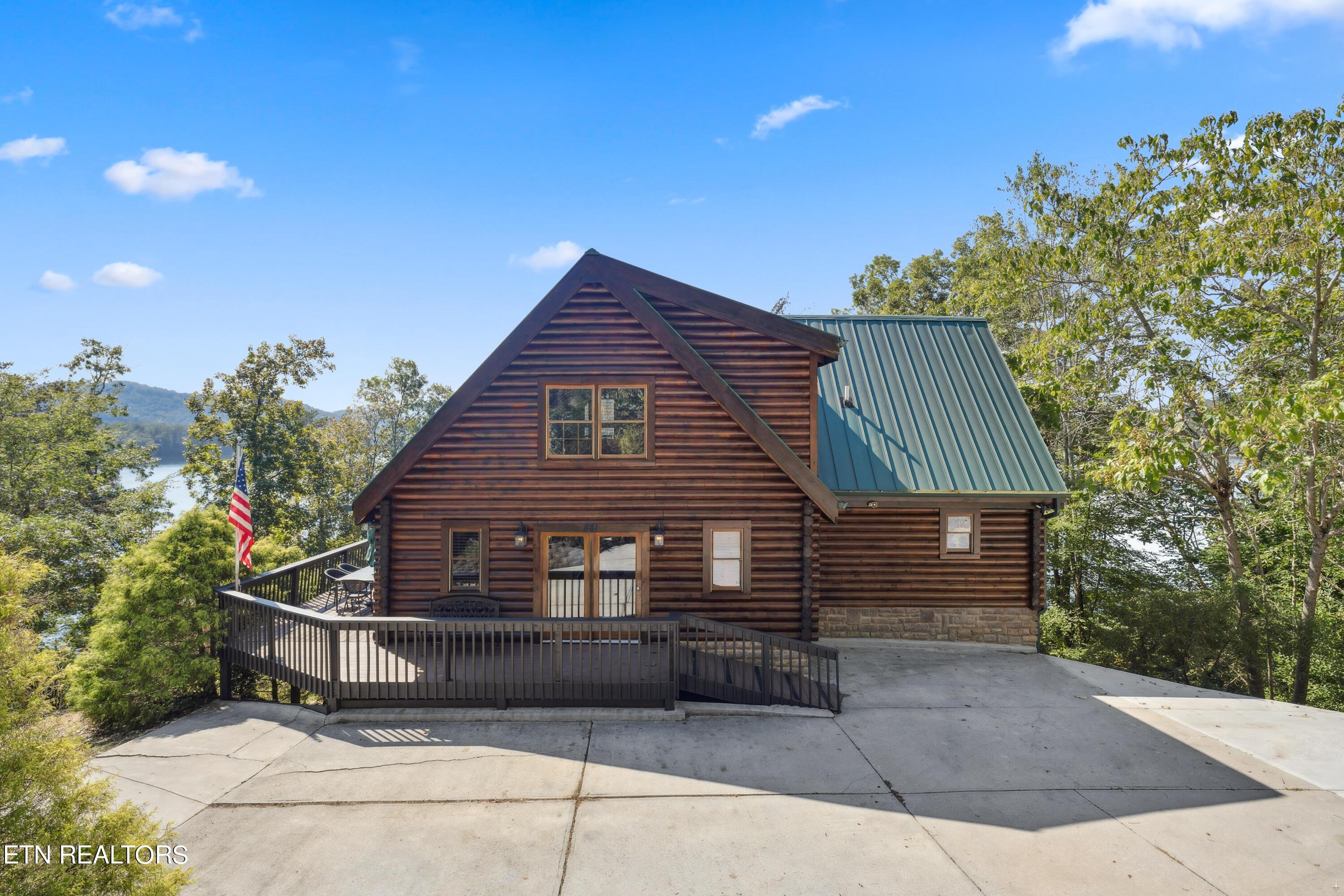 881 Lakeview Drive, Sharps Chapel, TN - Norris Lake Real Estate - Image# 2