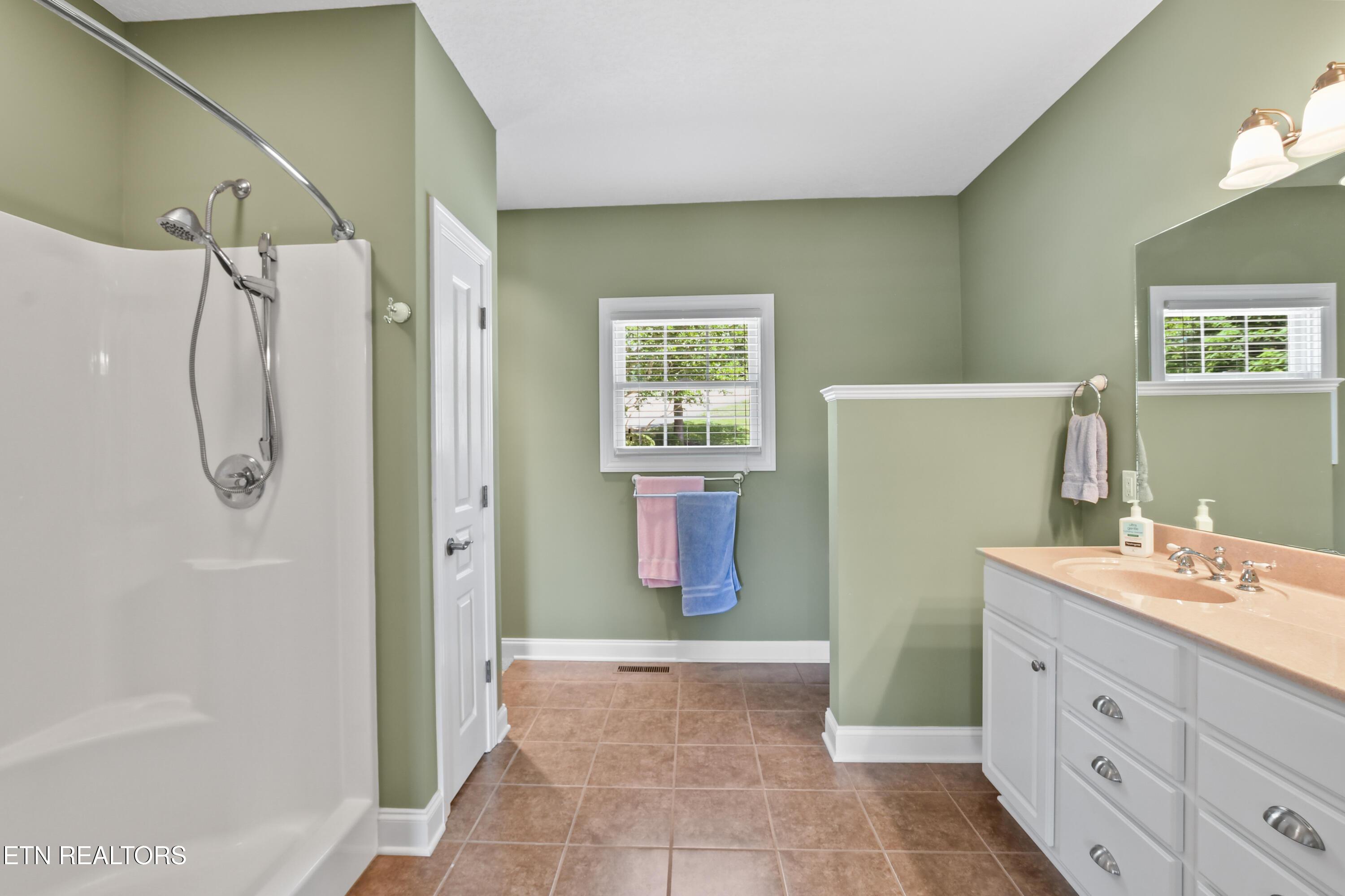 Norris Lake Real Estate - Image# 21