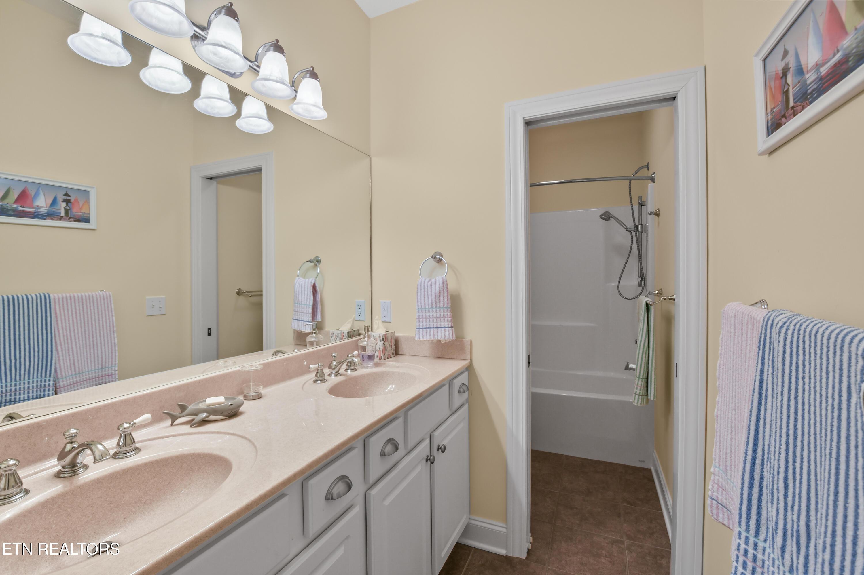Norris Lake Real Estate - Image# 24