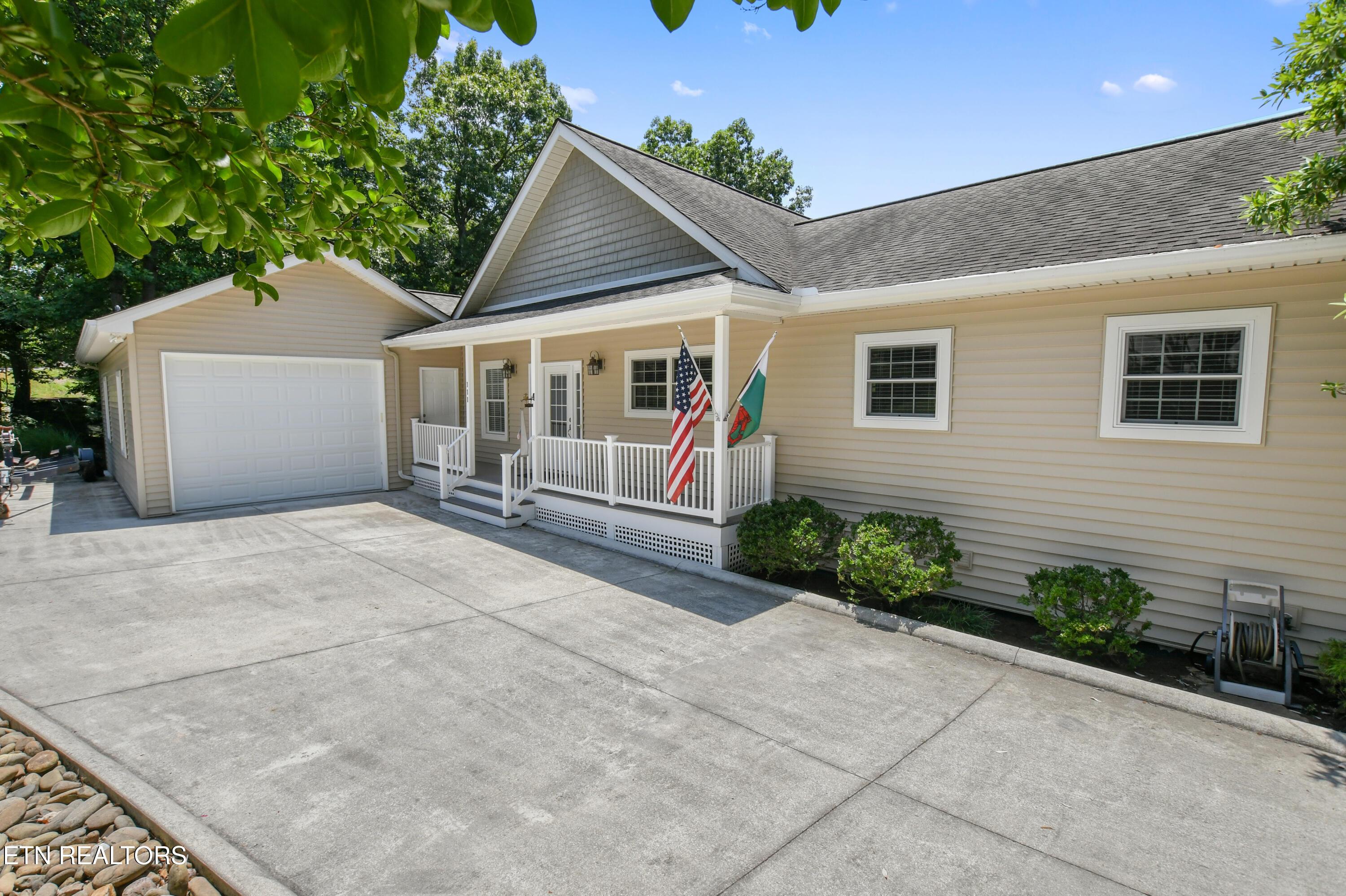 Norris Lake Real Estate - Image# 3