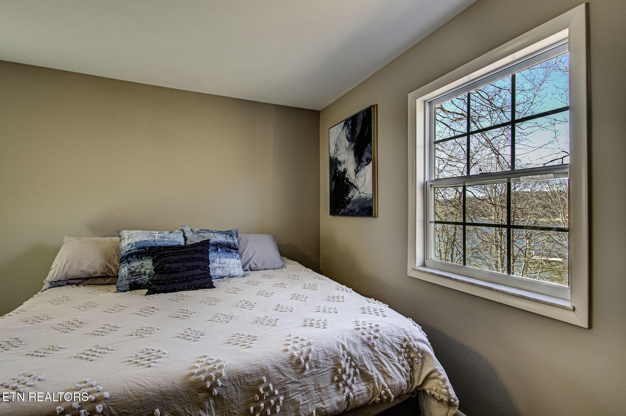 1447 Cove Pointe Rd, Lafollette, TN - Norris Lake Real Estate - Image# 30