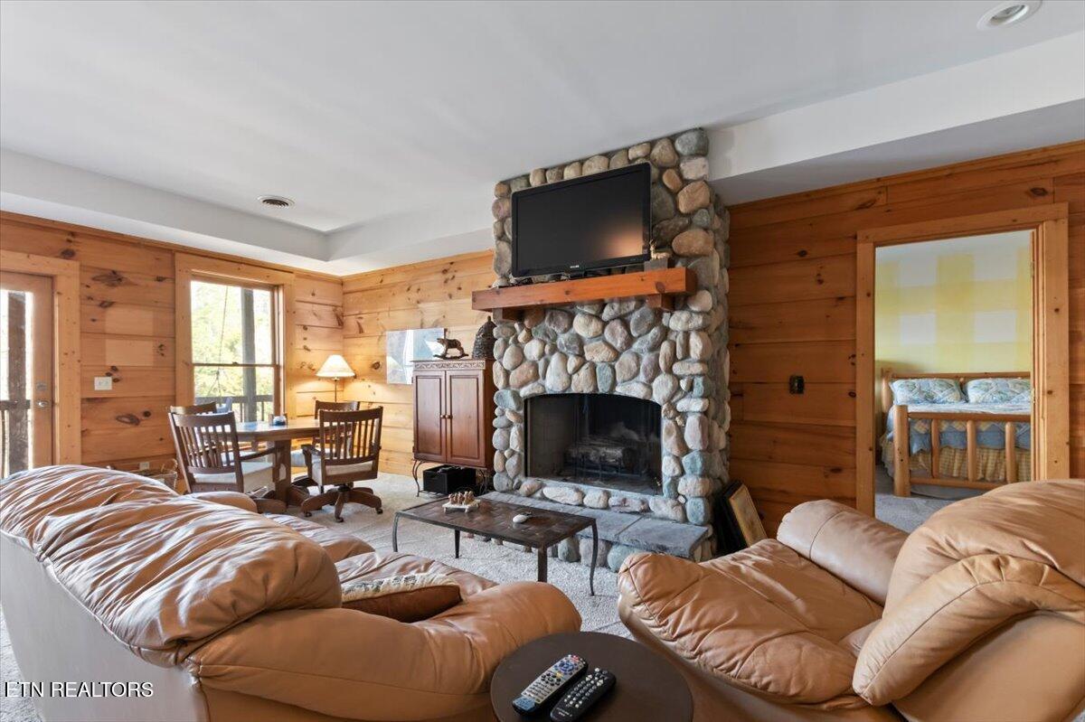 268 W Deerwalk Lane, Lafollette, TN - Norris Lake Real Estate - Image# 54