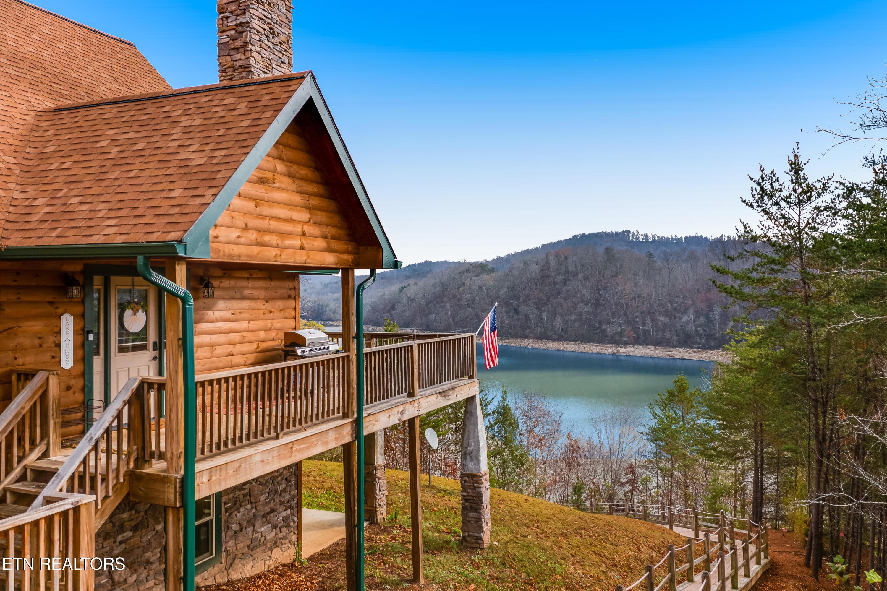 625 Bluff View Rd. Rd, New Tazewell, TN - Norris Lake Real Estate - Image# 1