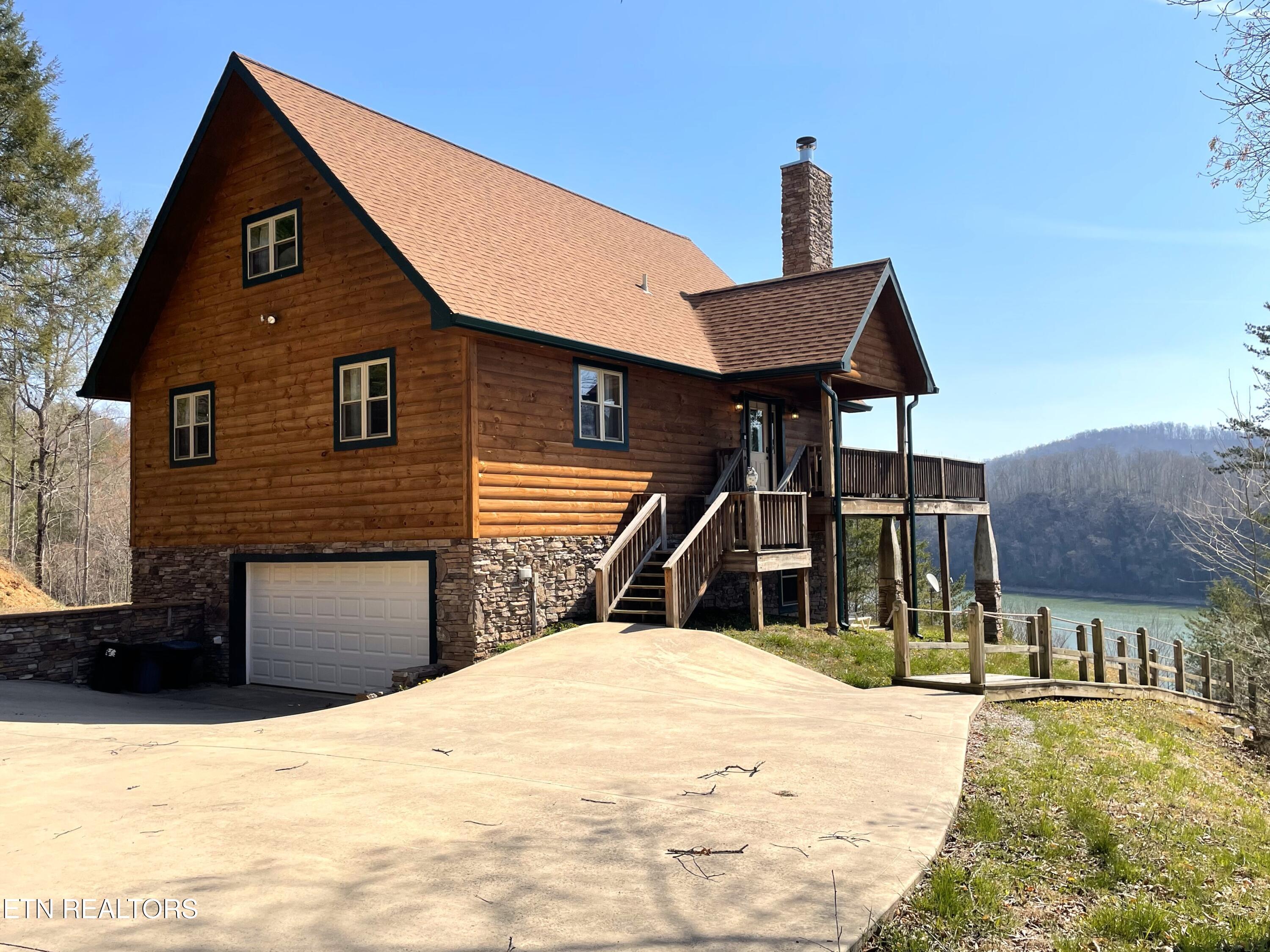 625 Bluff View Rd. Rd, New Tazewell, TN - Norris Lake Real Estate - Image# 2