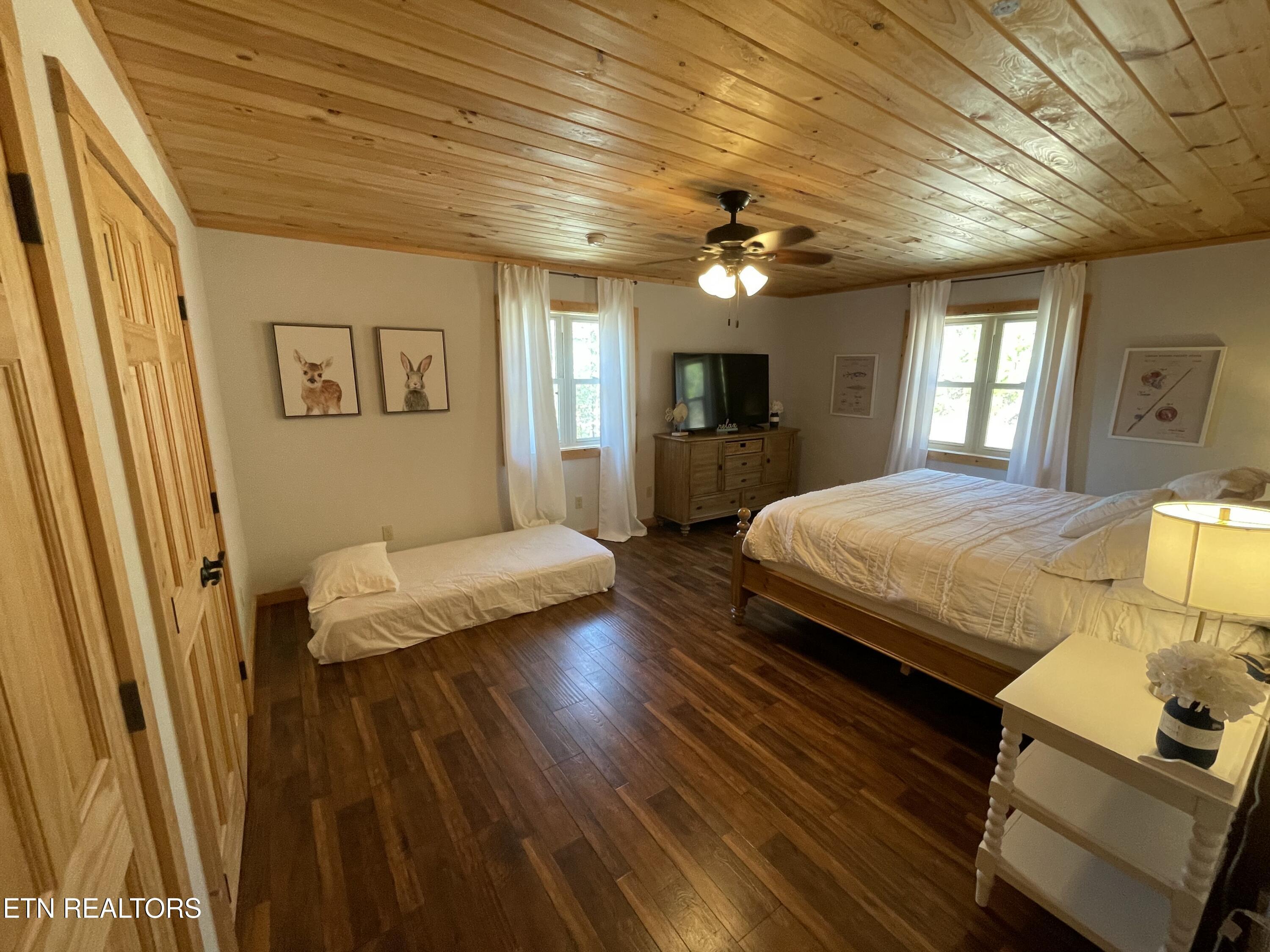 625 Bluff View Rd. Rd, New Tazewell, TN - Norris Lake Real Estate - Image# 19