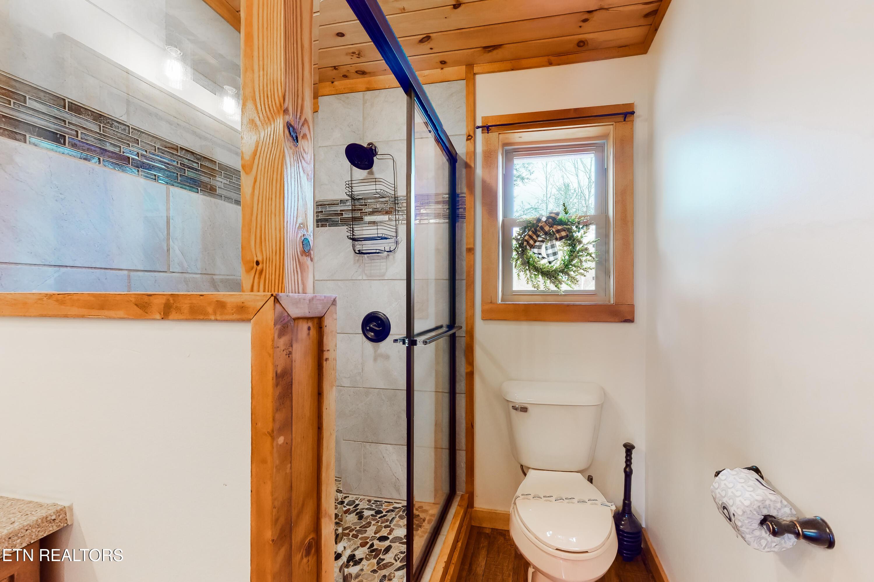 625 Bluff View Rd. Rd, New Tazewell, TN - Norris Lake Real Estate - Image# 22