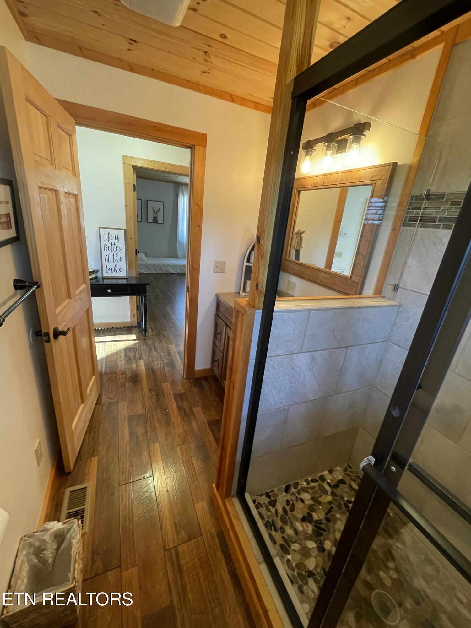 625 Bluff View Rd. Rd, New Tazewell, TN - Norris Lake Real Estate - Image# 23