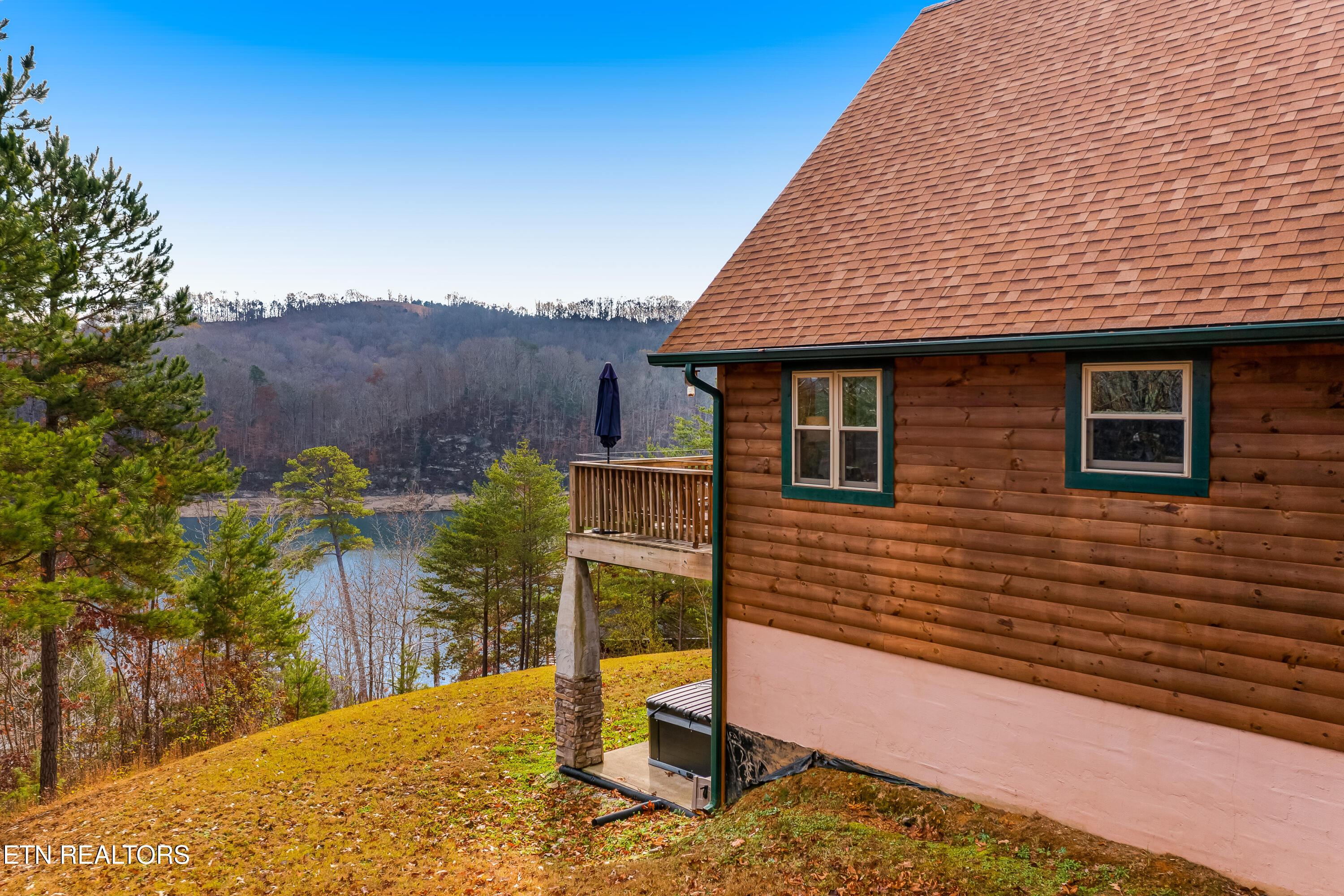 625 Bluff View Rd. Rd, New Tazewell, TN - Norris Lake Real Estate - Image# 52