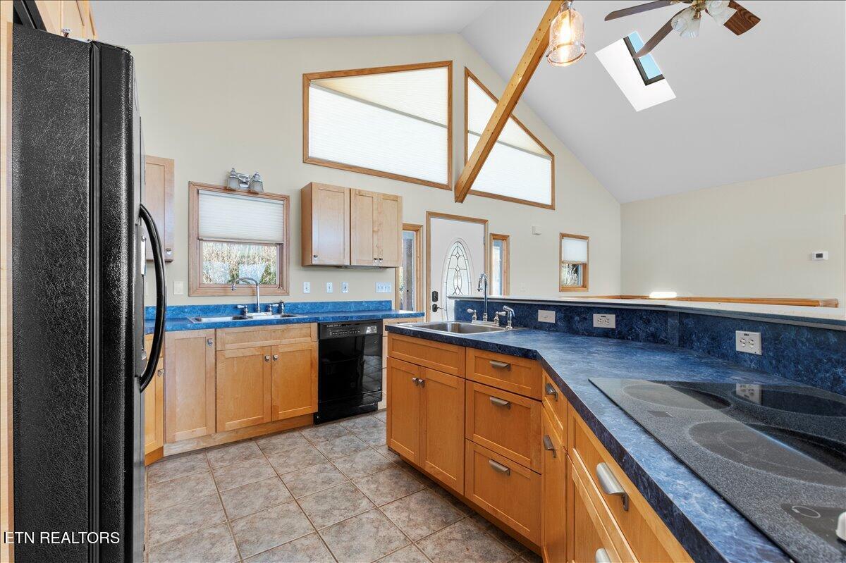 156 Little Deer Path, Lafollette, TN - Norris Lake Real Estate - Image# 16