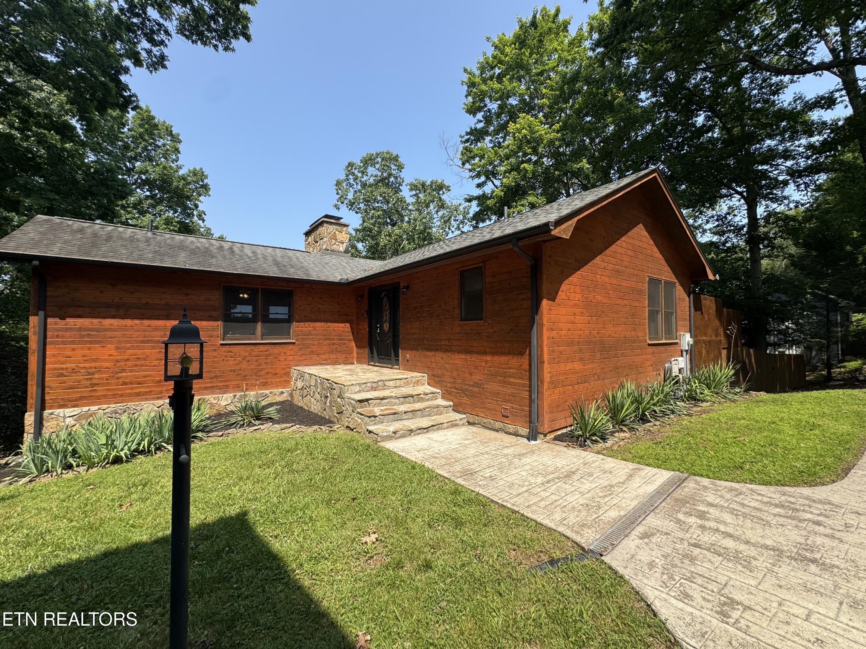 1186 Deerfield Way, Lafollette, TN - Norris Lake Real Estate - Image# 10