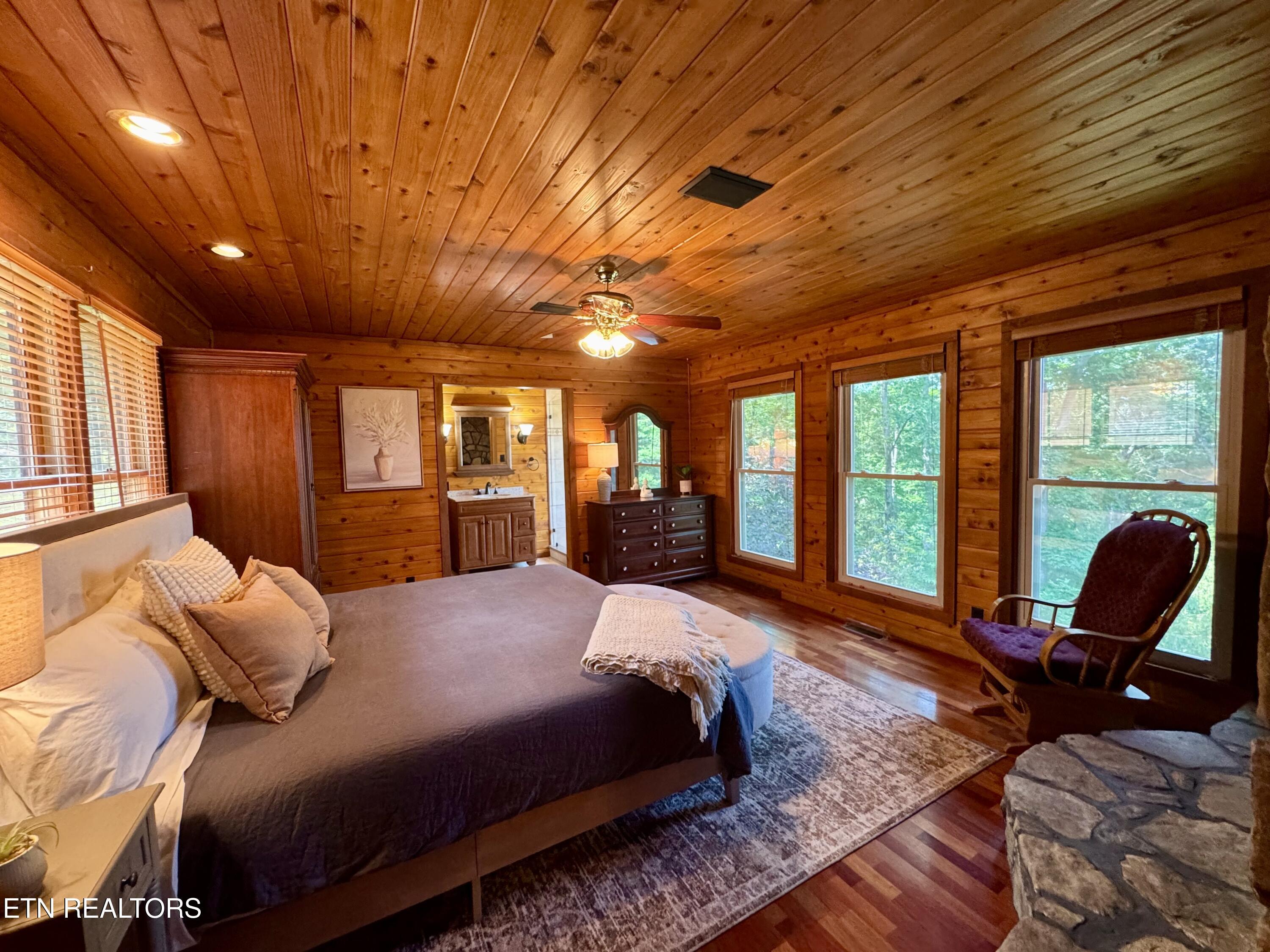 1186 Deerfield Way, Lafollette, TN - Norris Lake Real Estate - Image# 29