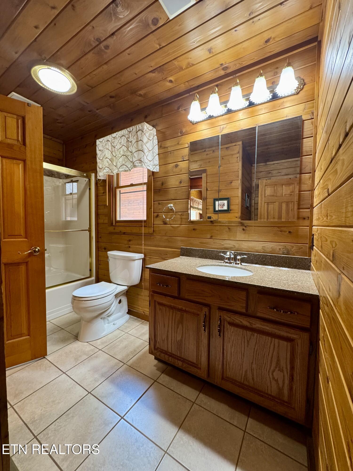 1186 Deerfield Way, Lafollette, TN - Norris Lake Real Estate - Image# 34