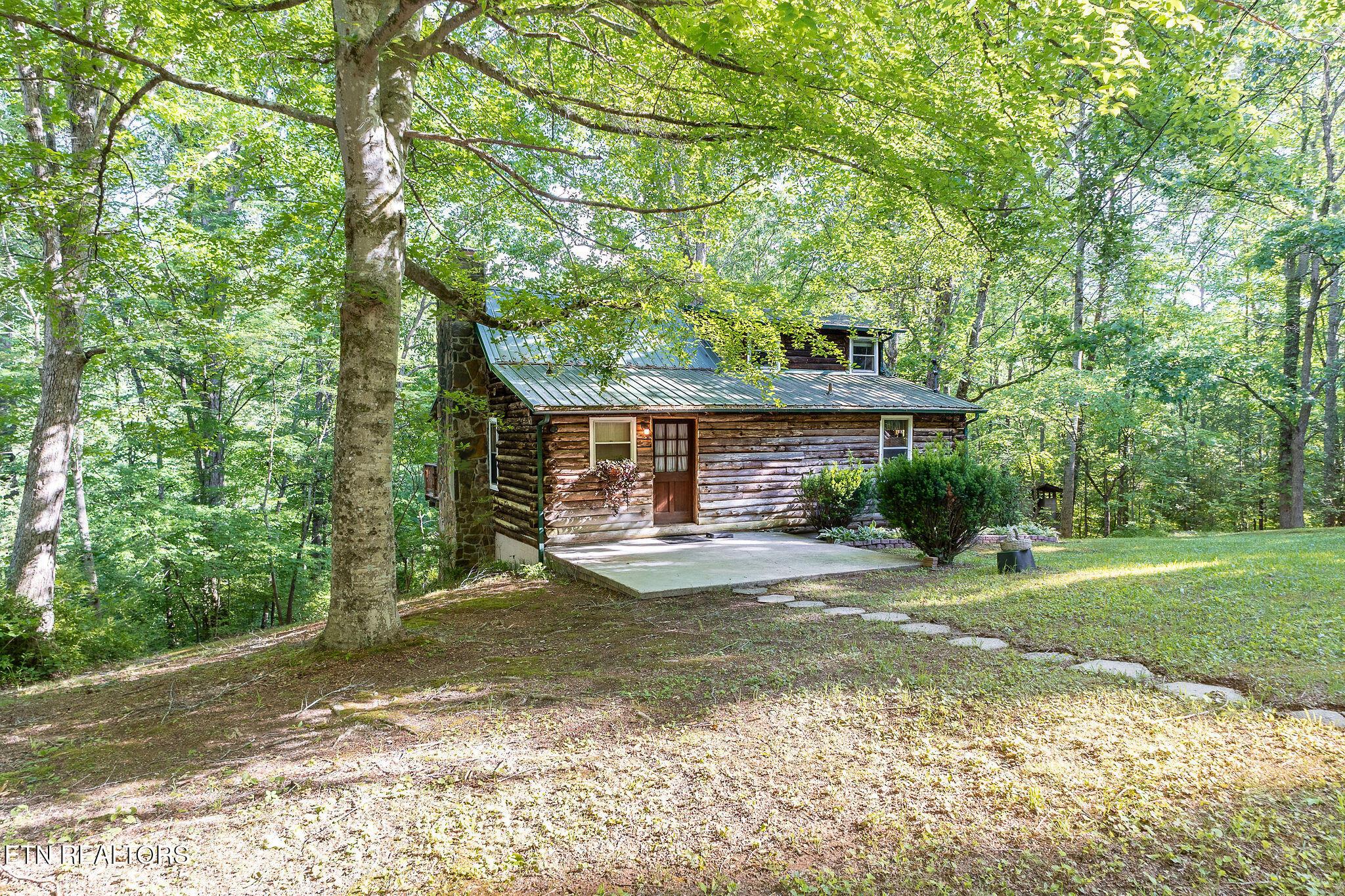 258 Marina Lane, Lafollette, TN - Norris Lake Real Estate - Image# 3