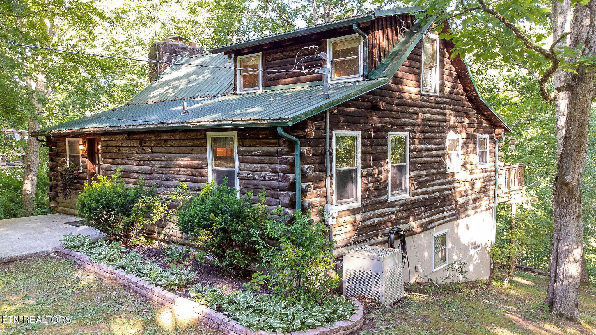 258 Marina Lane, Lafollette, TN - Norris Lake Real Estate - Image# 2
