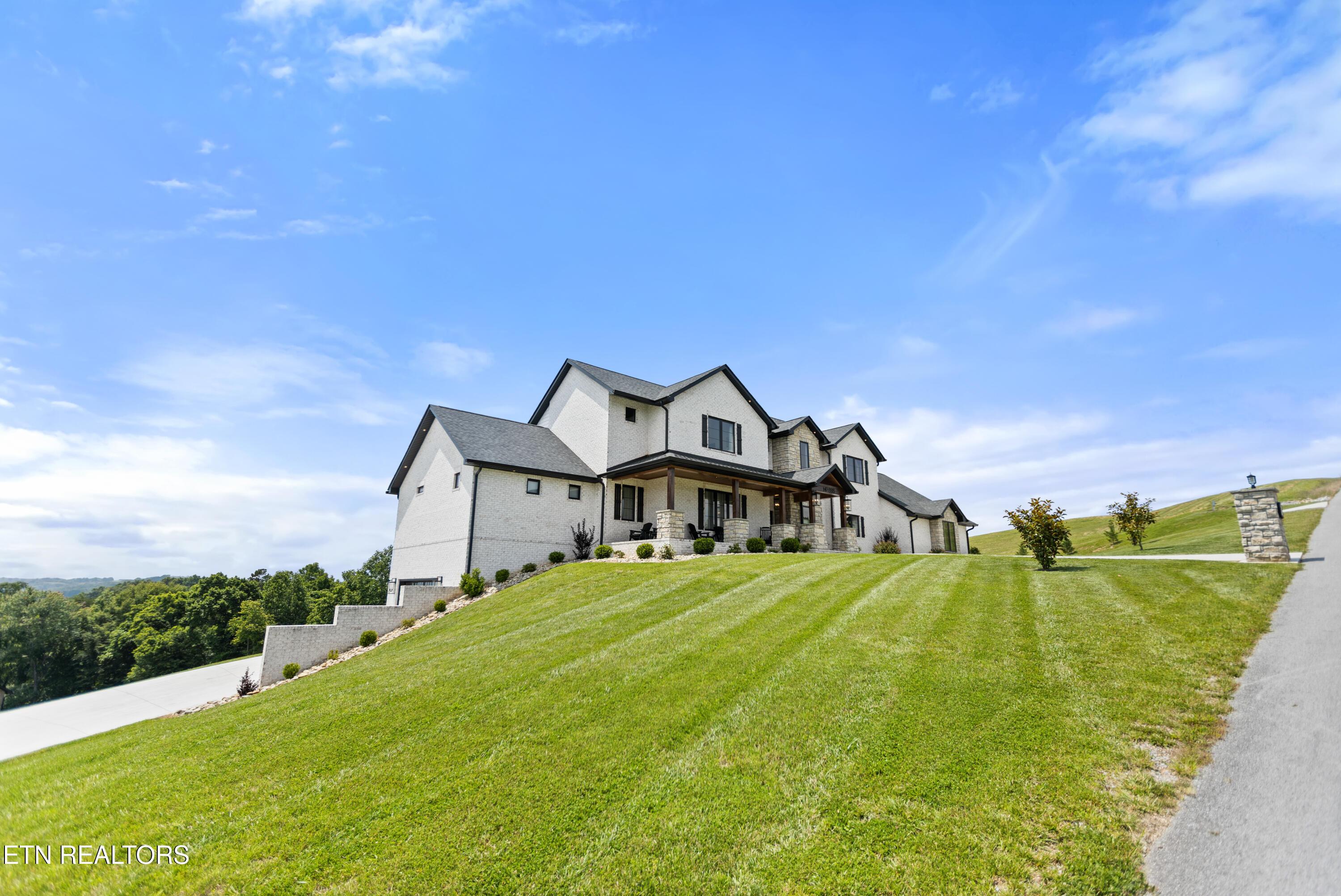 888 Smokey Quartz Blvd Blvd, New Tazewell, TN - Norris Lake Real Estate - Image# 3