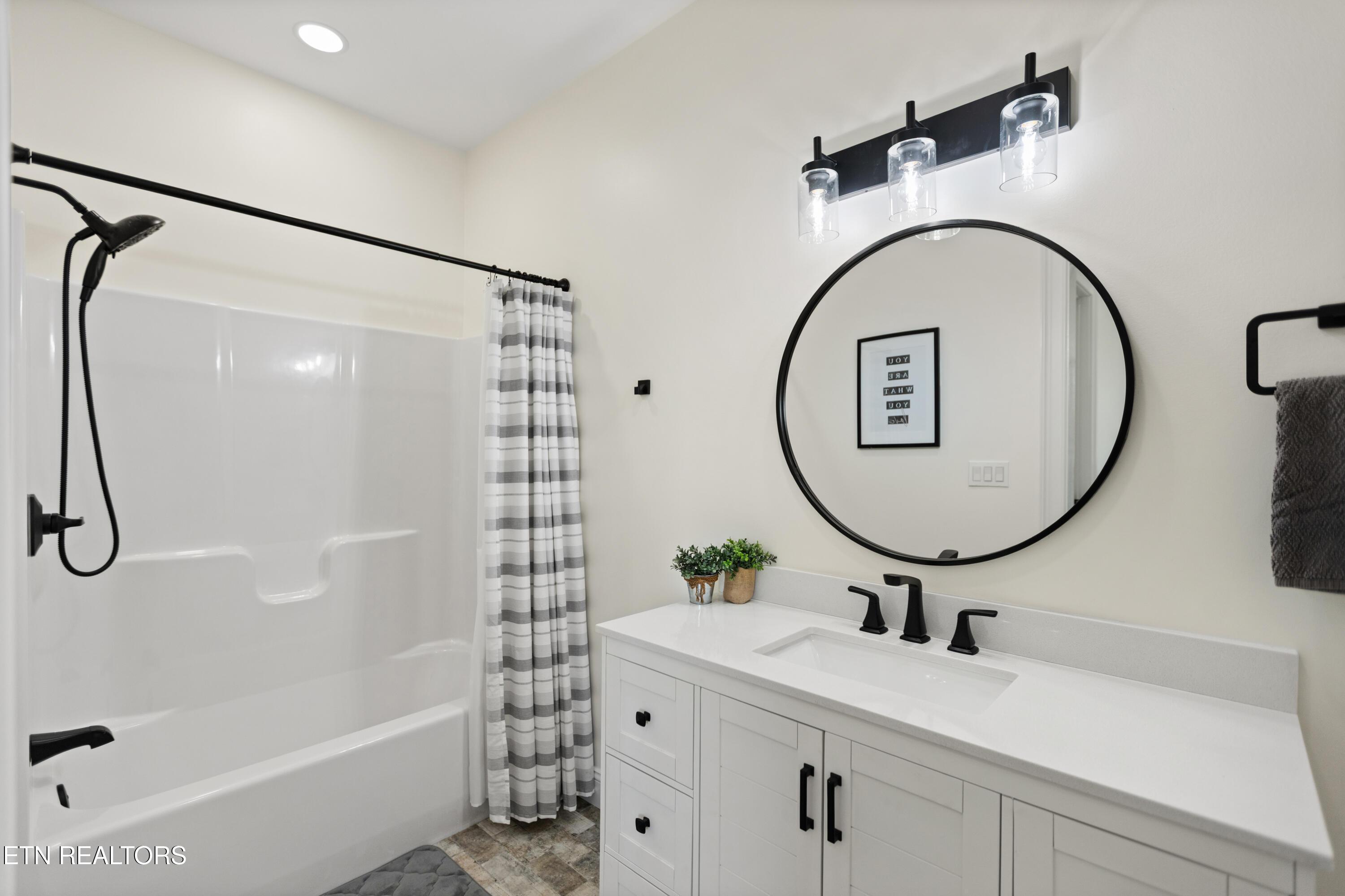 888 Smokey Quartz Blvd Blvd, New Tazewell, TN - Norris Lake Real Estate - Image# 55