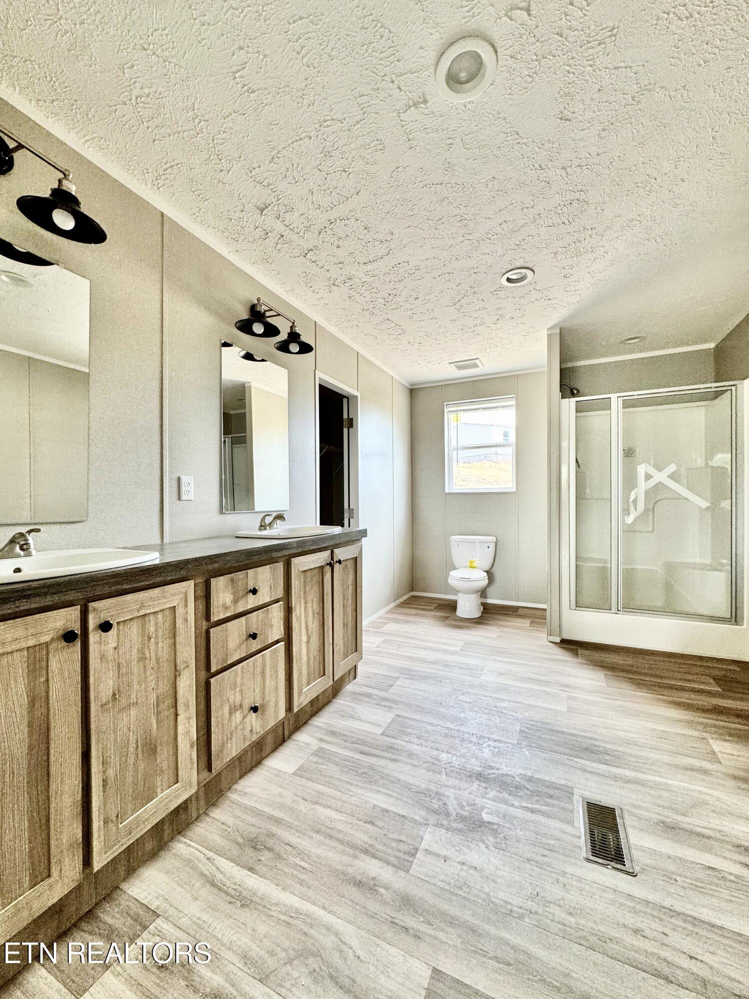 320 Perkey Way, New Tazewell, TN - Norris Lake Real Estate - Image# 16
