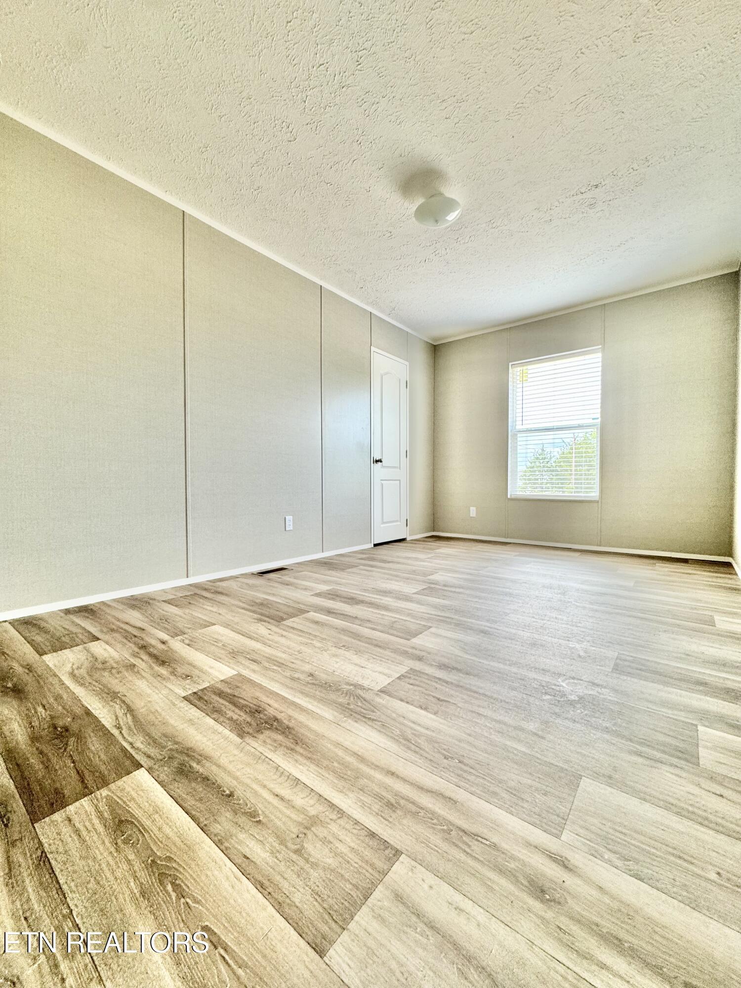 320 Perkey Way, New Tazewell, TN - Norris Lake Real Estate - Image# 20