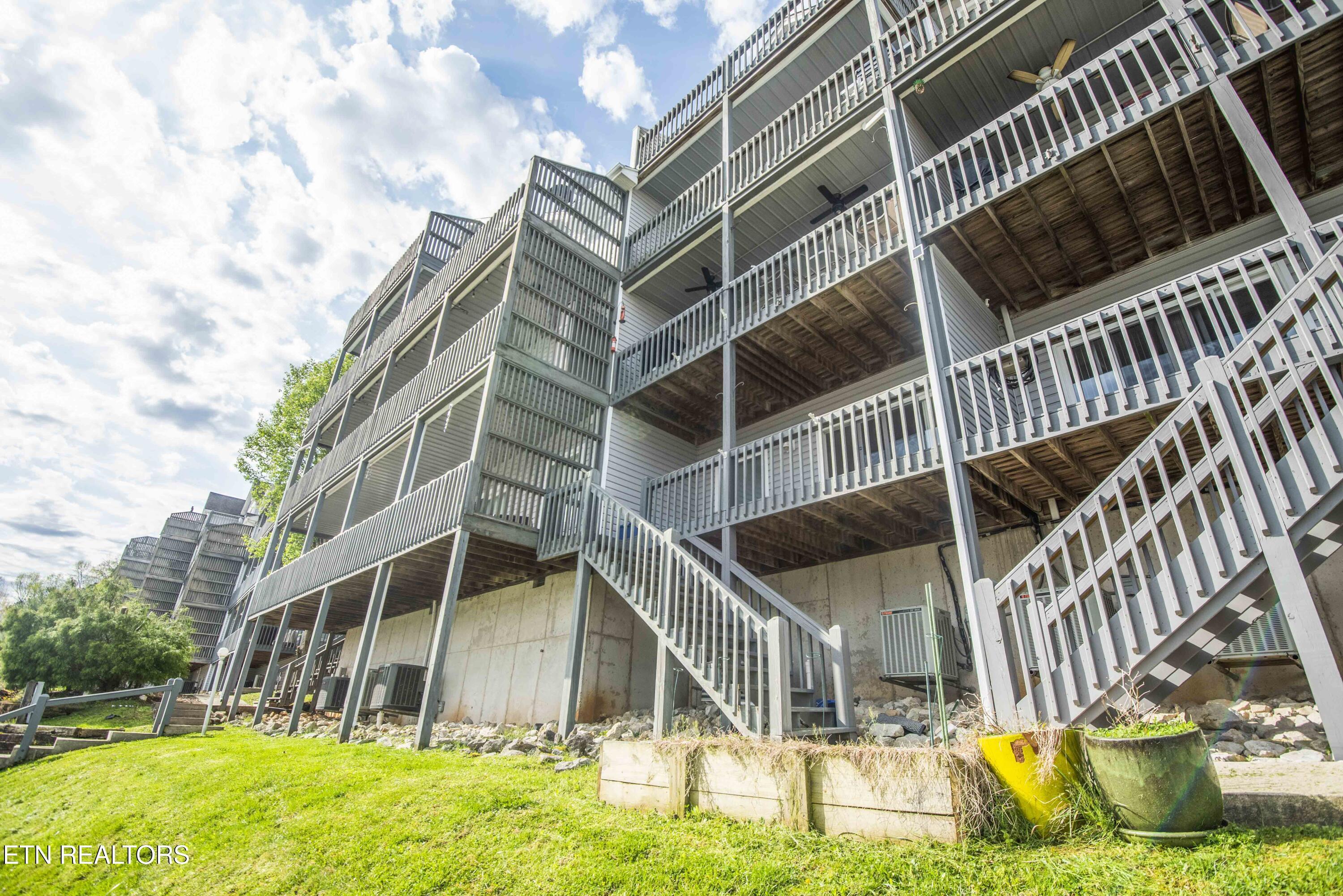 245 Doe Ln, Lafollette, TN - Norris Lake Real Estate - Image# 42