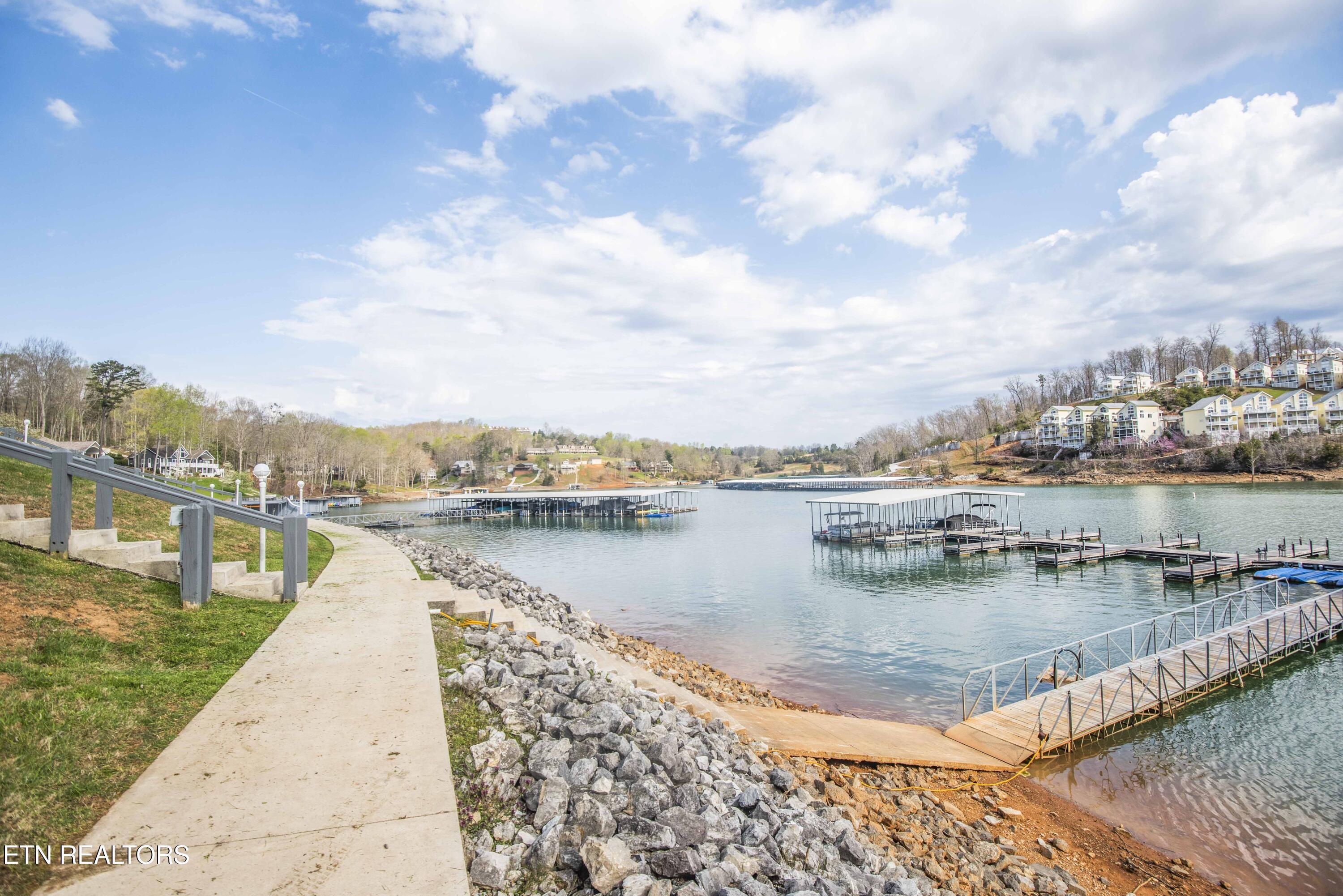 245 Doe Ln, Lafollette, TN - Norris Lake Real Estate - Image# 39
