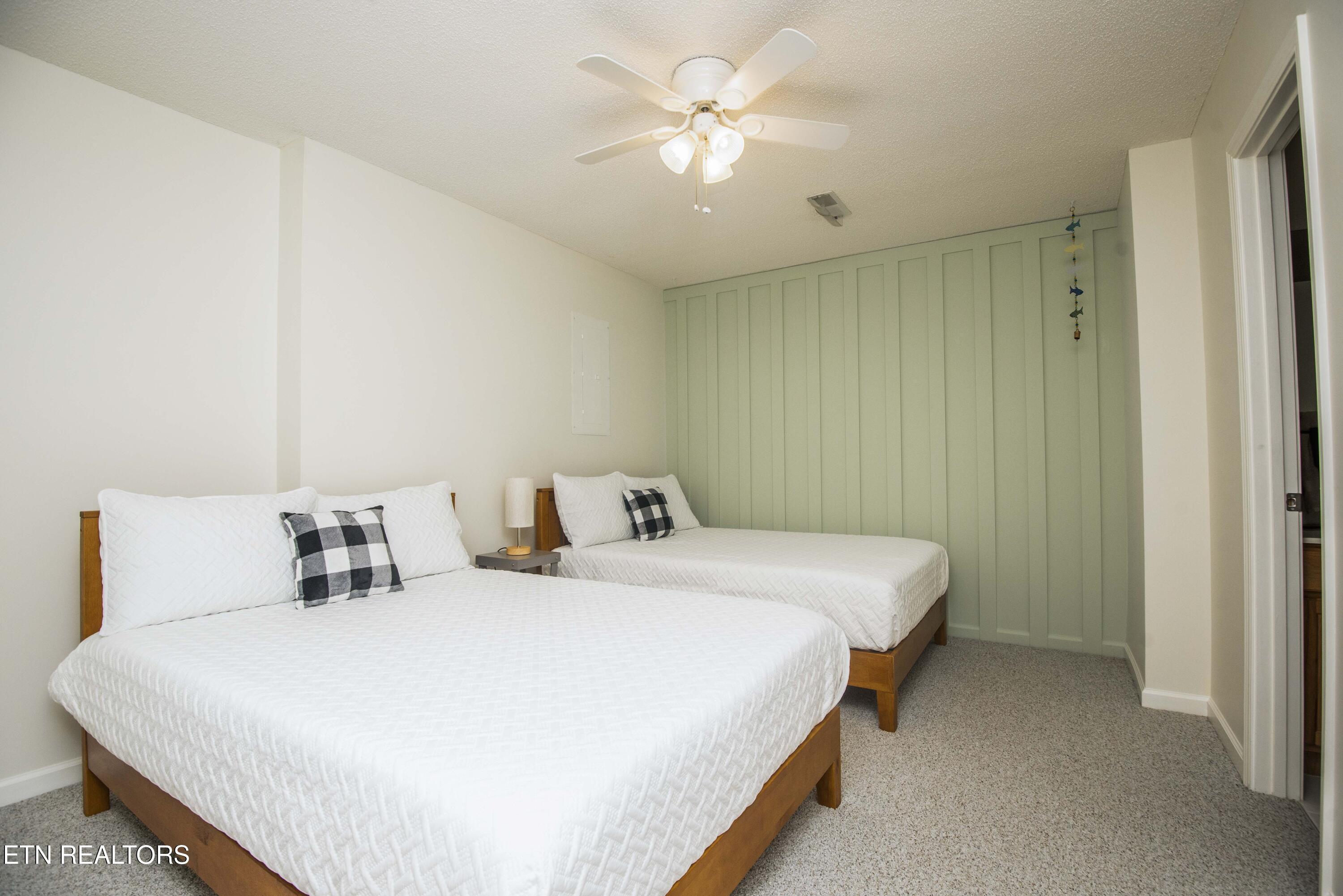 245 Doe Ln, Lafollette, TN - Norris Lake Real Estate - Image# 30