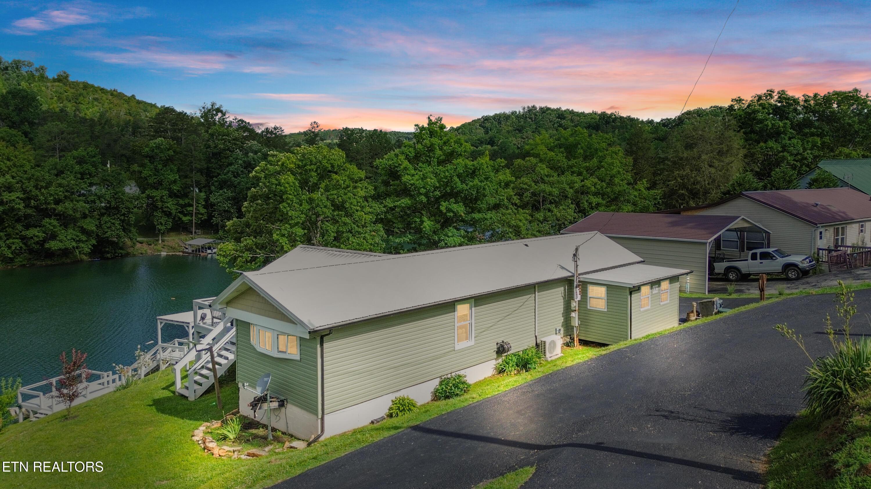 642 Blue Springs Rd, Speedwell, TN - Norris Lake Real Estate - Image# 2