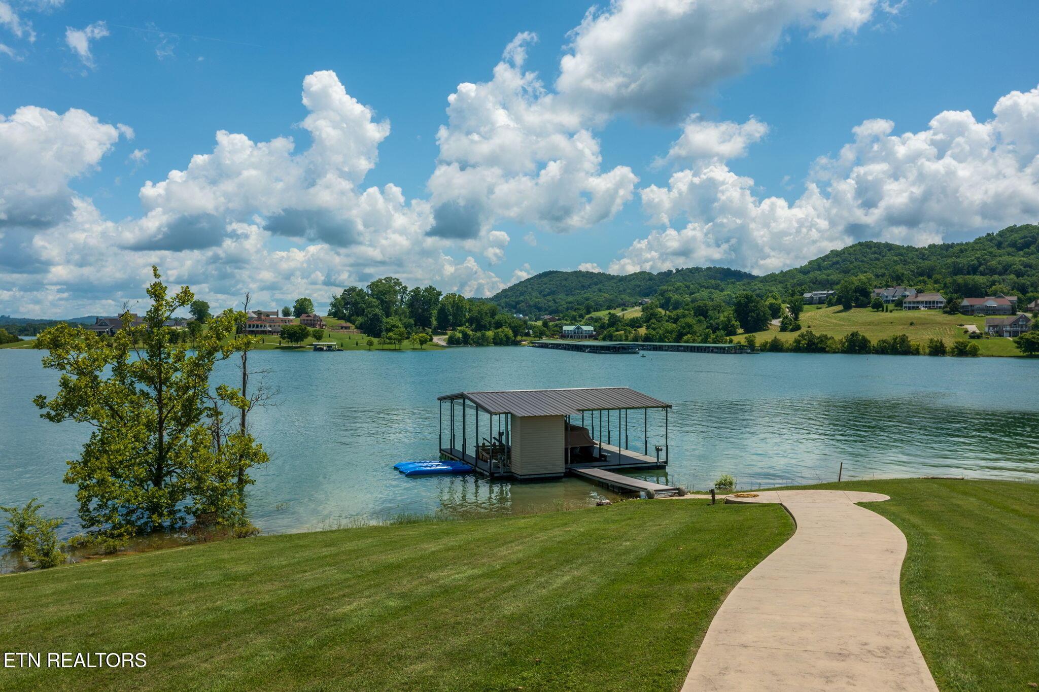 470 Reginas Point, Sharps Chapel, TN - Norris Lake Real Estate - Image# 3
