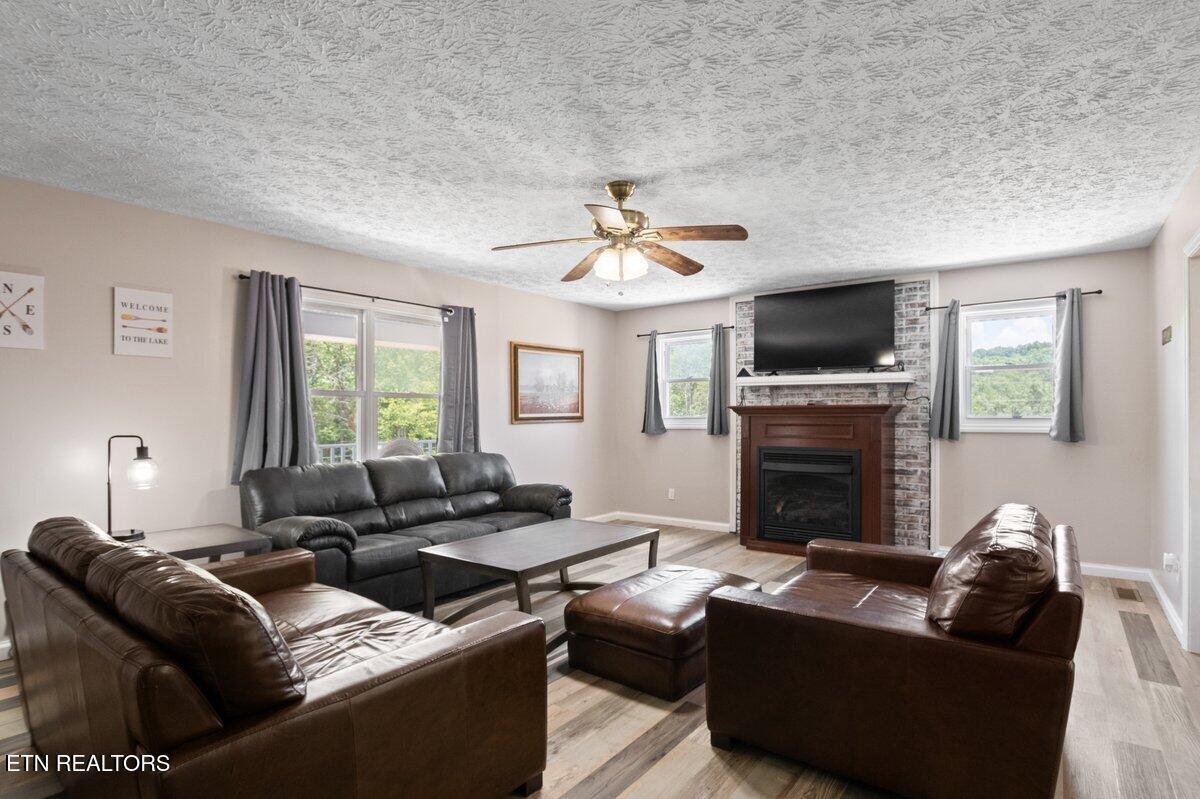 2270 Cove Pointe Rd, Lafollette, TN - Norris Lake Real Estate - Image# 8