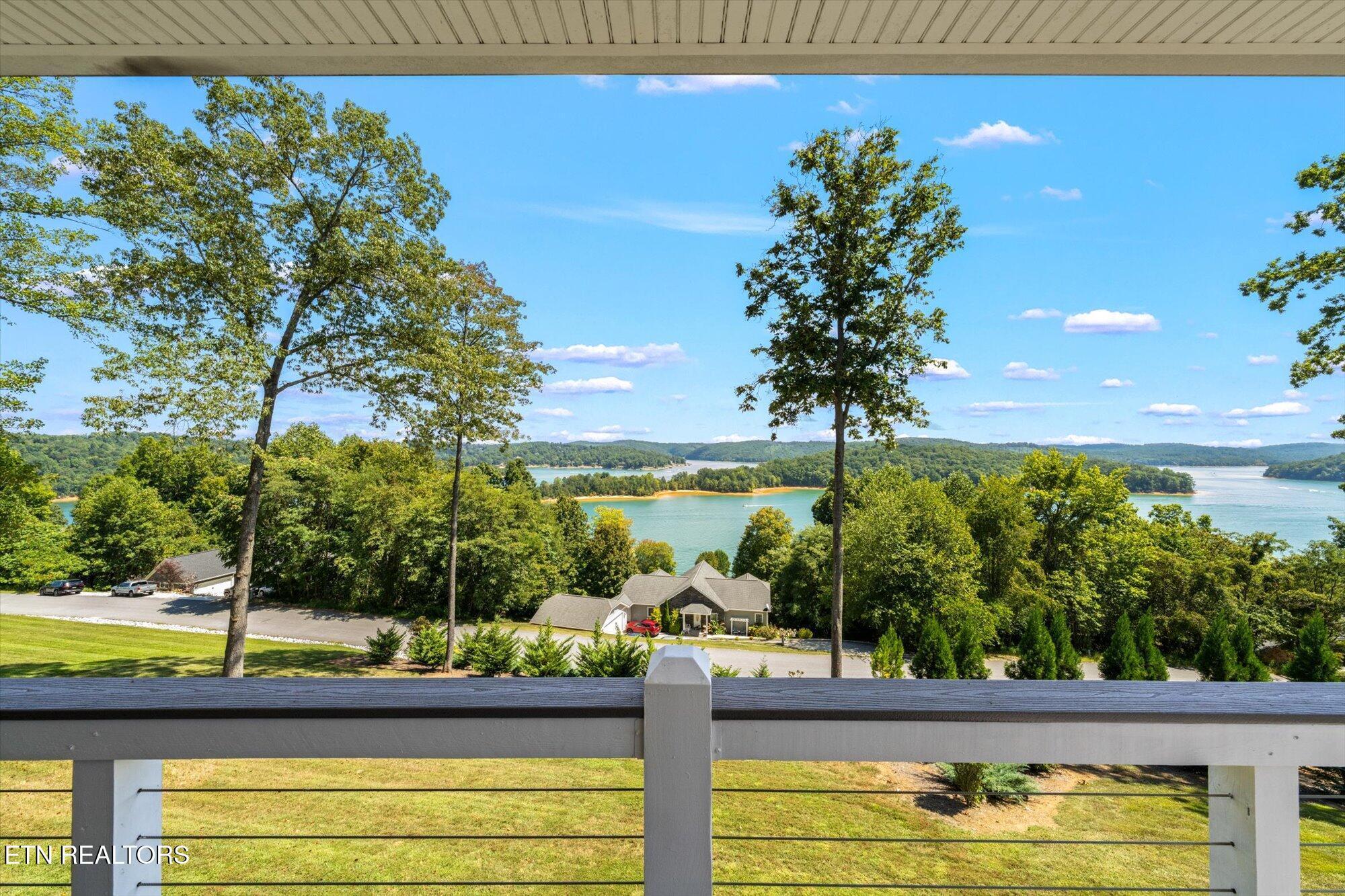 156 Smokeys Point, Lafollette, TN - Norris Lake Real Estate - Image# 11