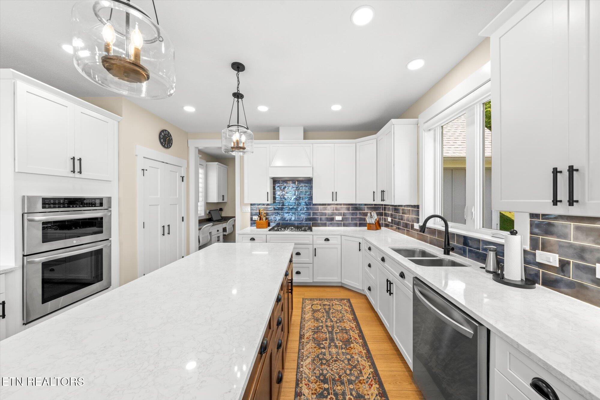 156 Smokeys Point, Lafollette, TN - Norris Lake Real Estate - Image# 42
