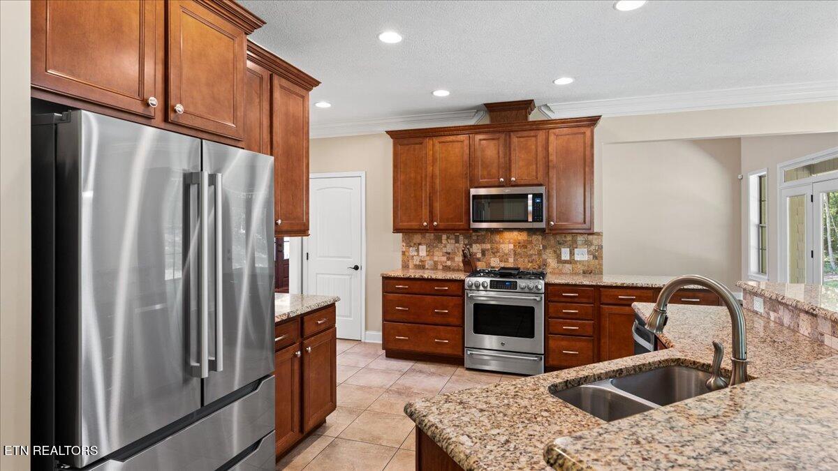 449 Hickory Pointe Ln, Maynardville, TN - Norris Lake Real Estate - Image# 21