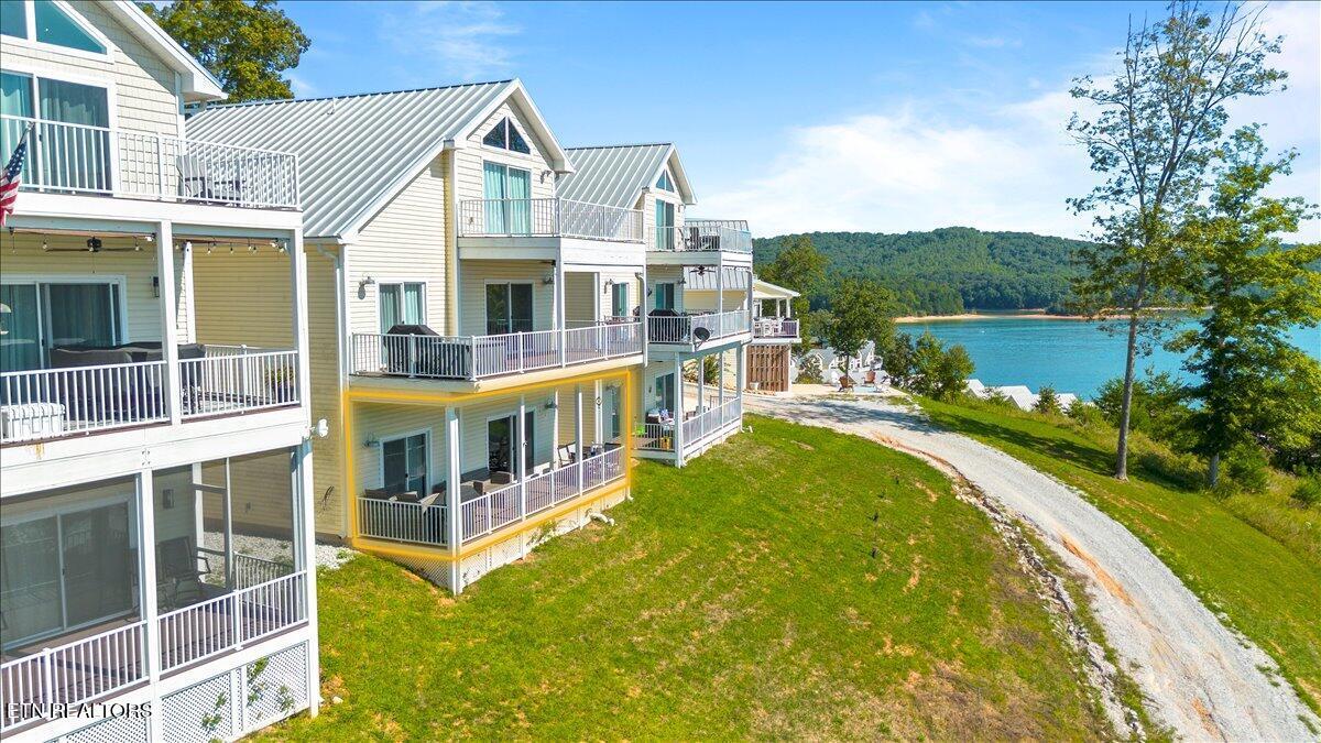 195 N Deer Village Lane, Lafollette, TN - Norris Lake Real Estate - Image# 1