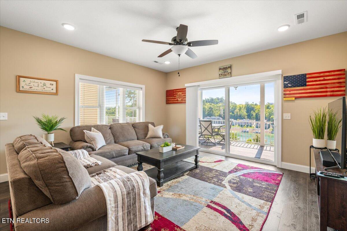 195 N Deer Village Lane, Lafollette, TN - Norris Lake Real Estate - Image# 4
