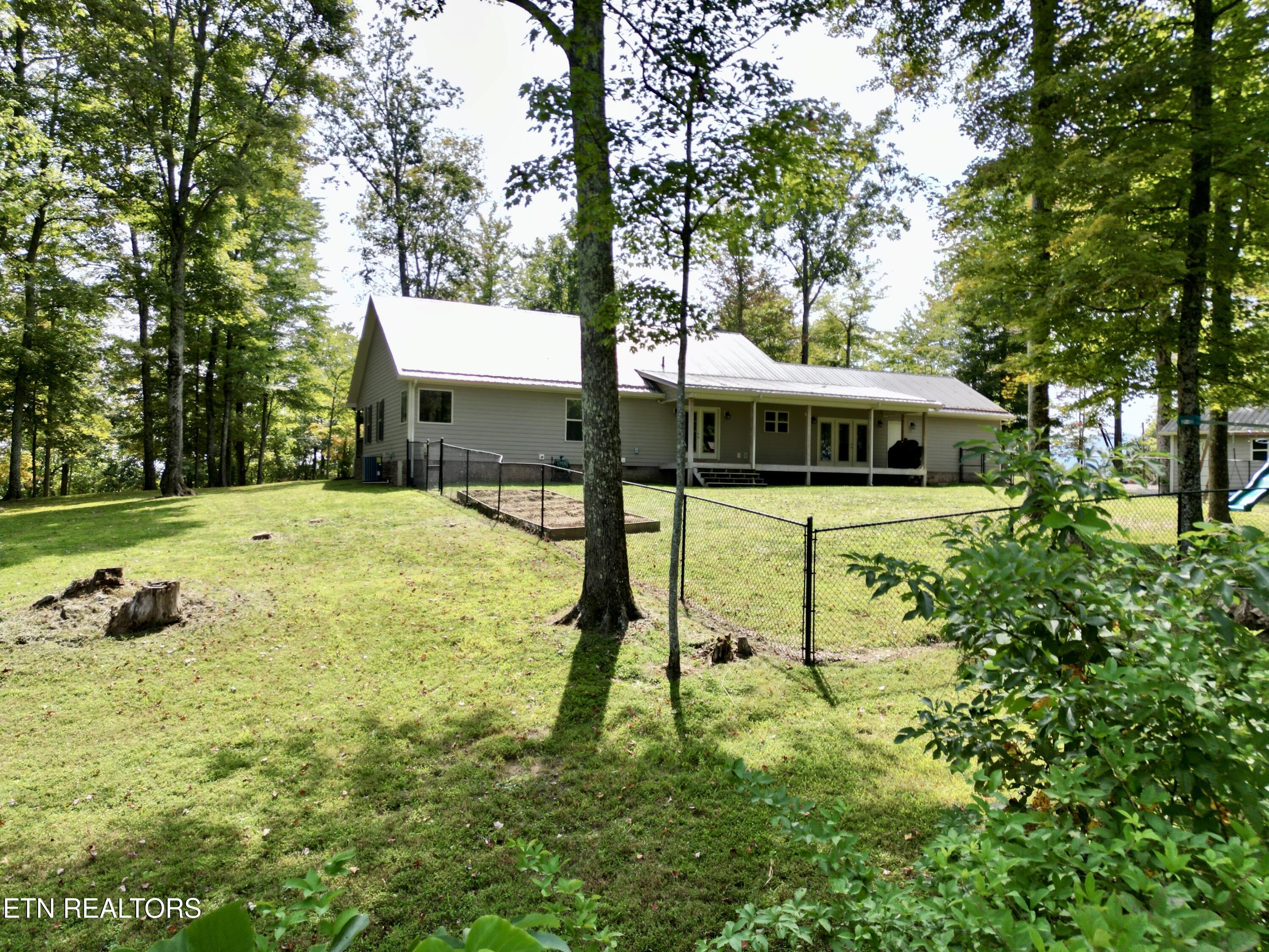 252 Running Deer Tr, Caryville, TN - Norris Lake Real Estate - Image# 10