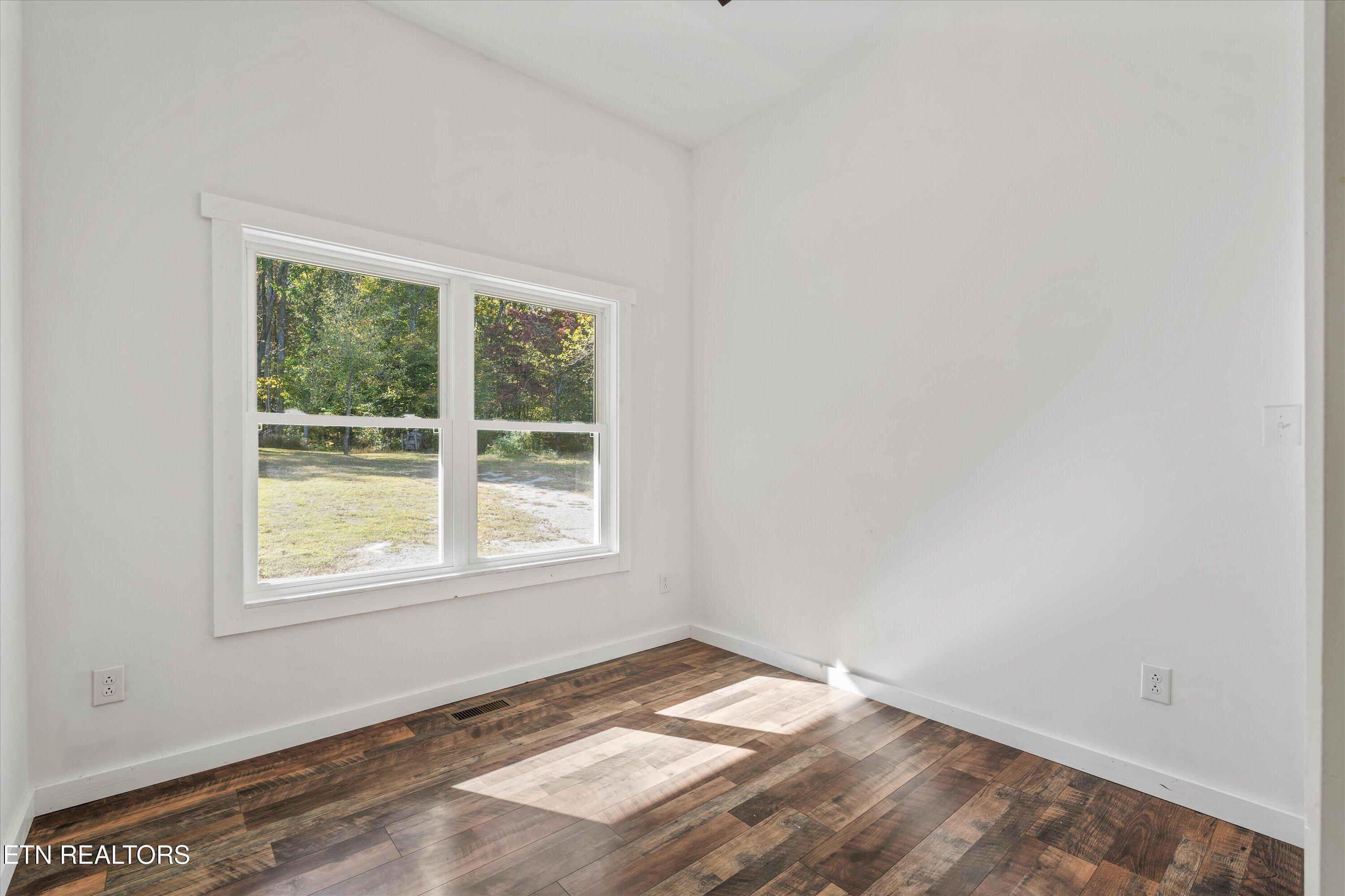 Norris Lake Real Estate - Image# 28